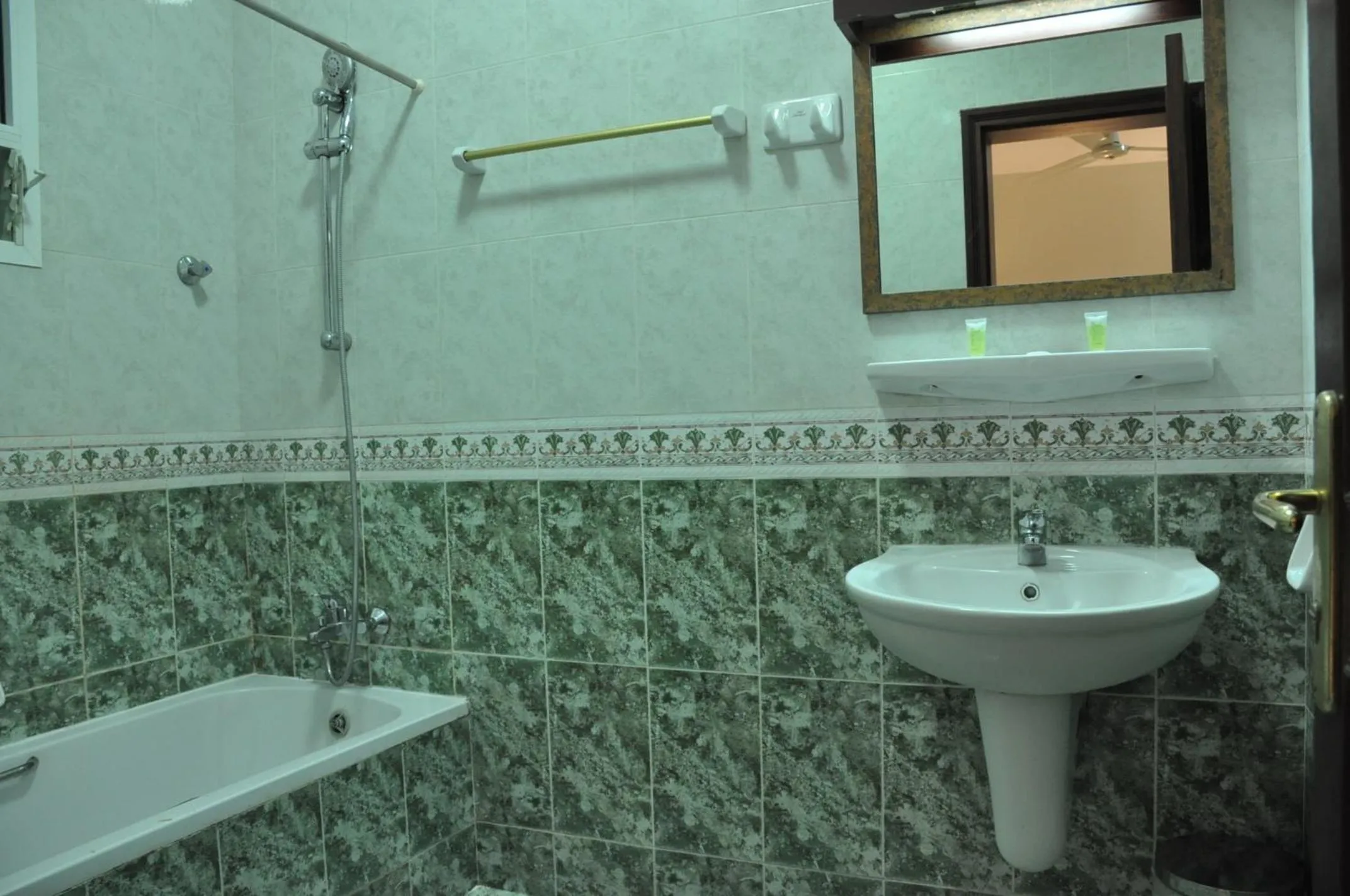 Bathroom in Sahara Hotel Apartments