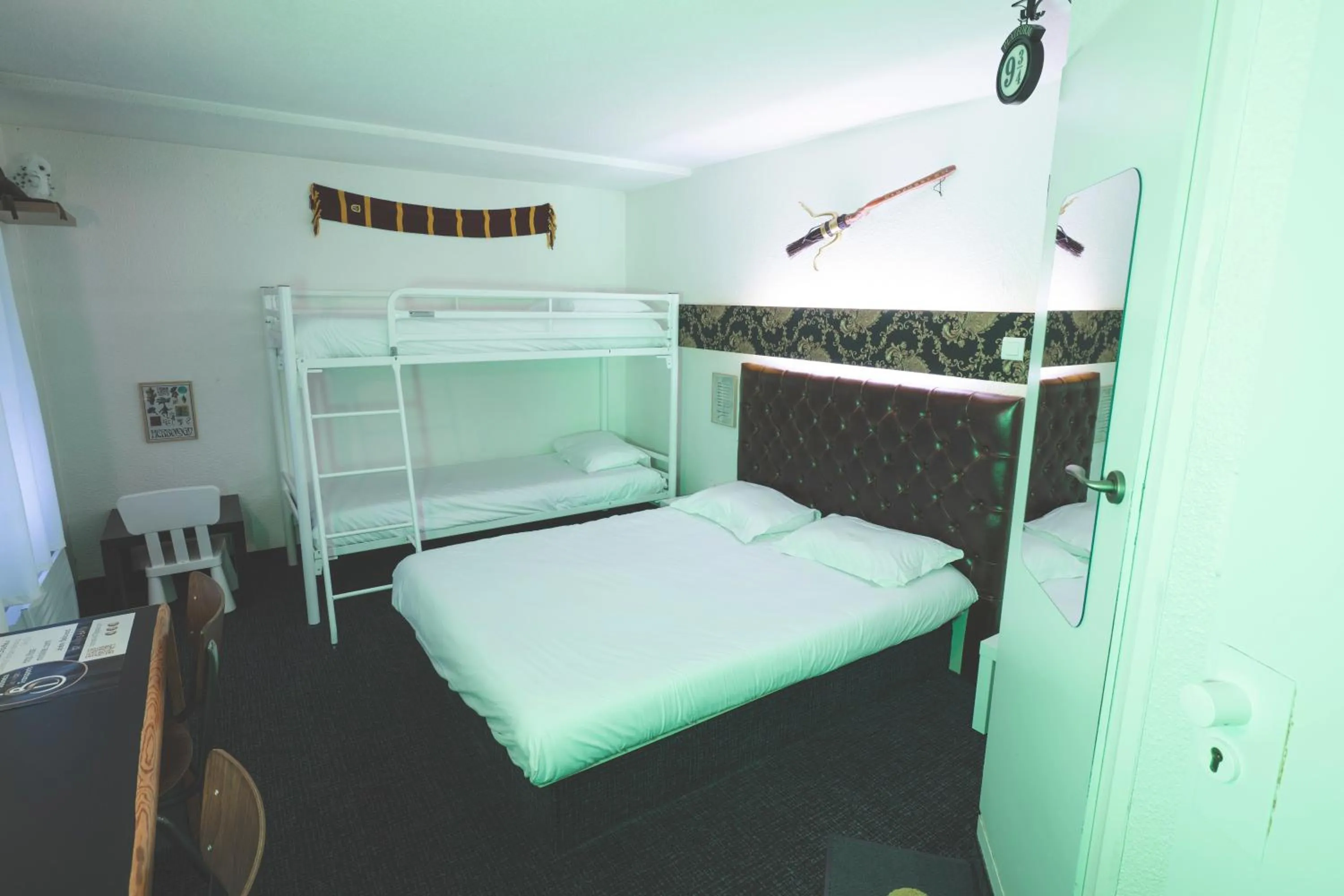 Bed in hôtel QUICK Palace Tours Nord