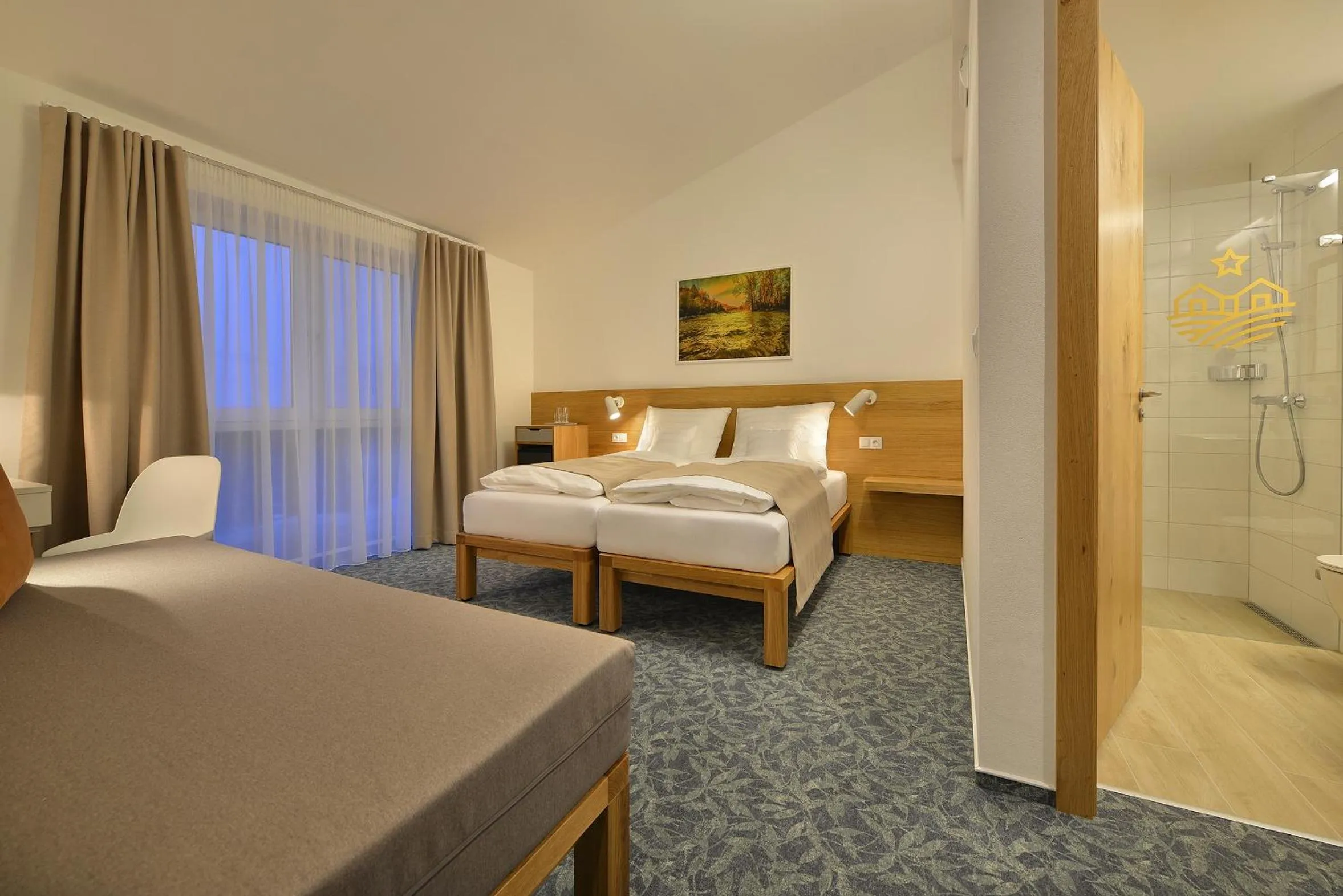 Photo of the whole room, Bed in Wellness Hotel Happy Star