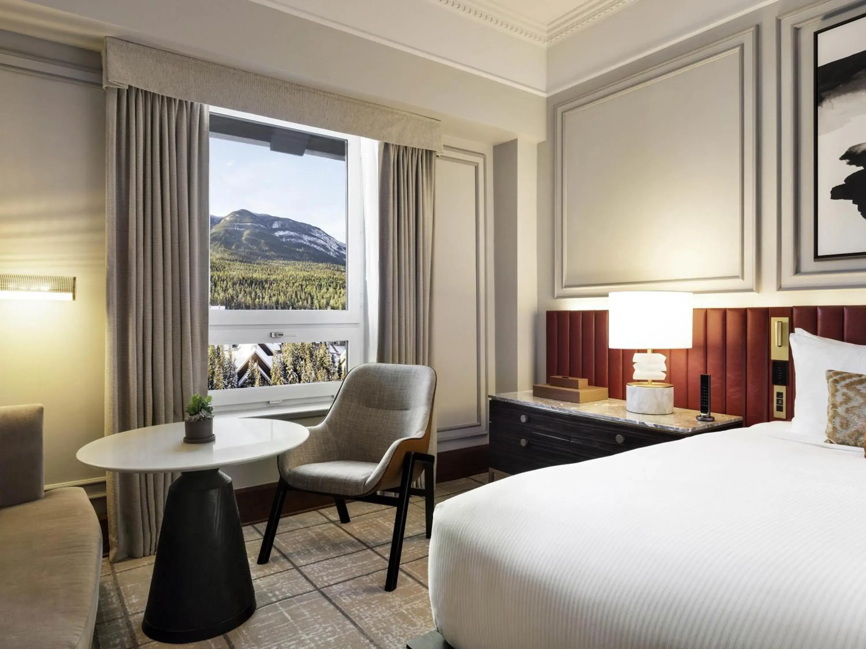 Fairmont Gold 1 King Room in Fairmont Banff Springs Fairmont Gold 1 King Room in Fairmont Banff Springs