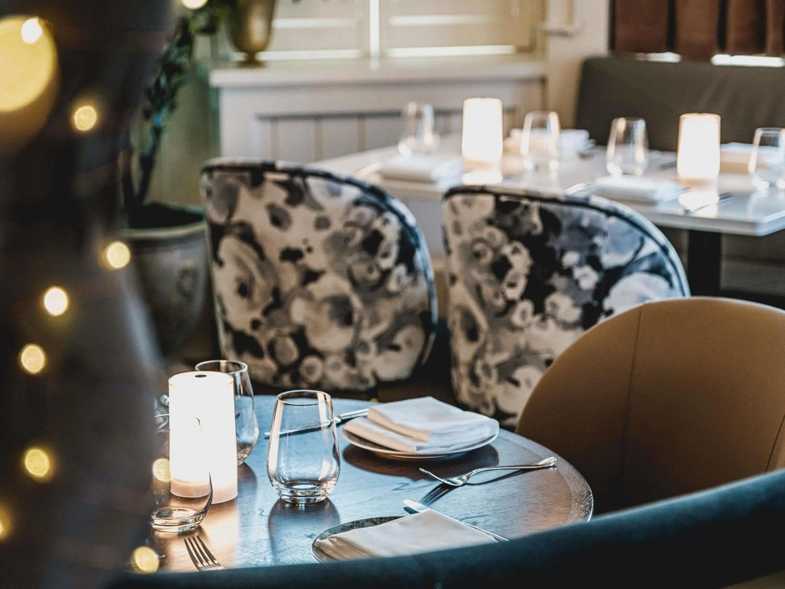 Restaurant/places to eat in Fairmont Banff Springs