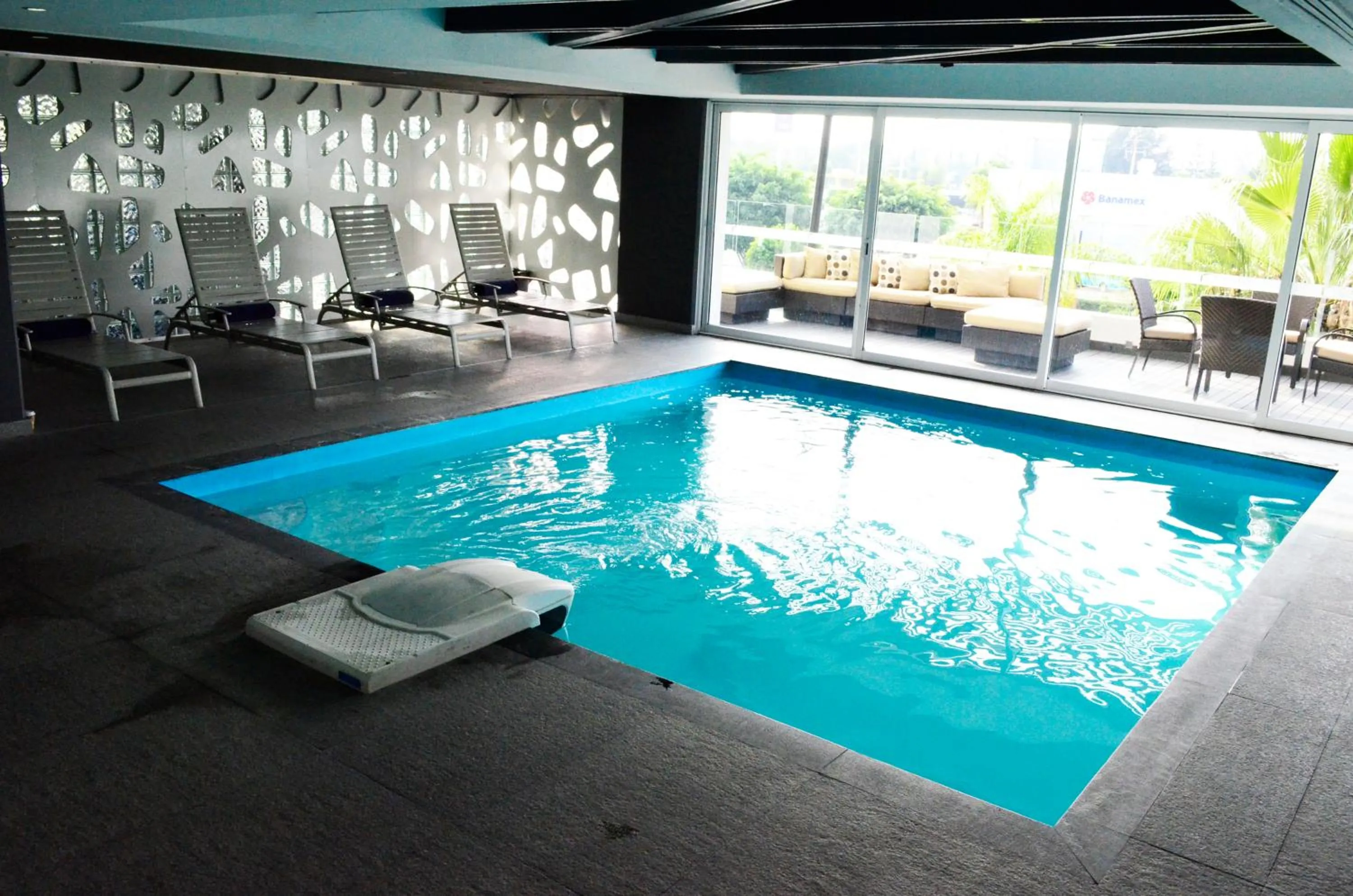 Swimming pool in Casa Inn Business Hotel Celaya