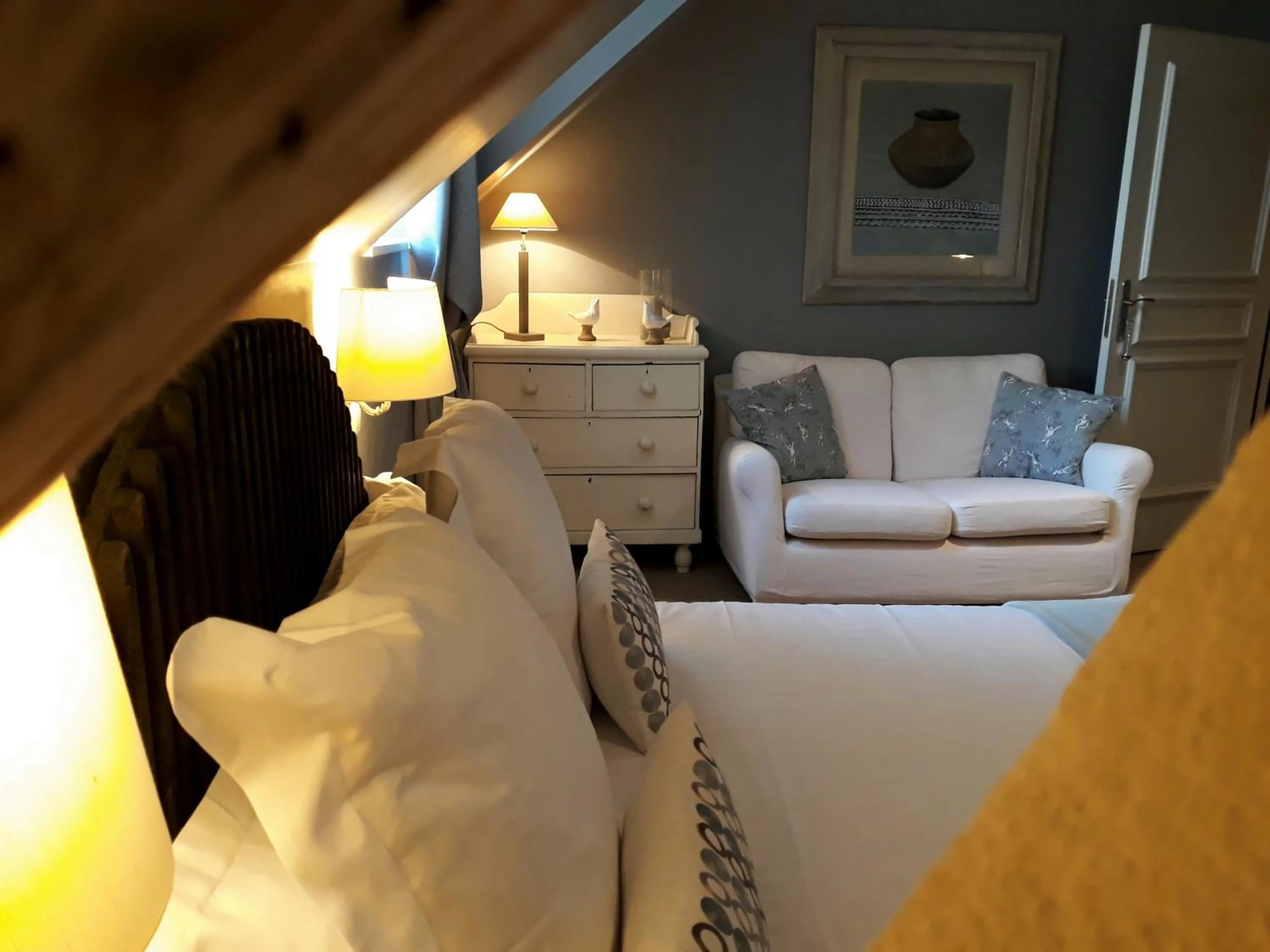 Photo of the whole room, Bed in Chambres d'Hôtes Maison La Porte Rouge