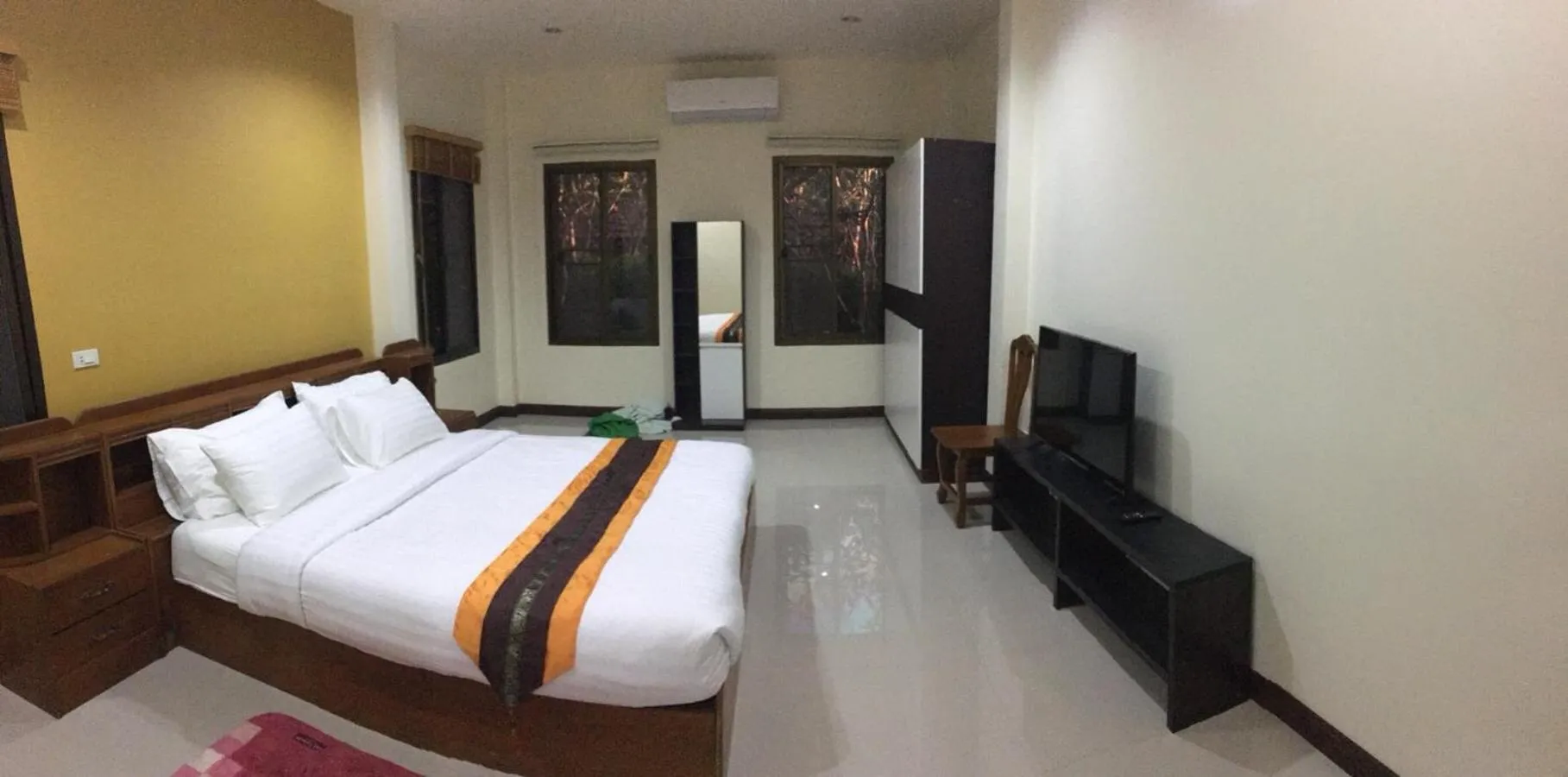 Photo of the whole room in Doithinnan Resort