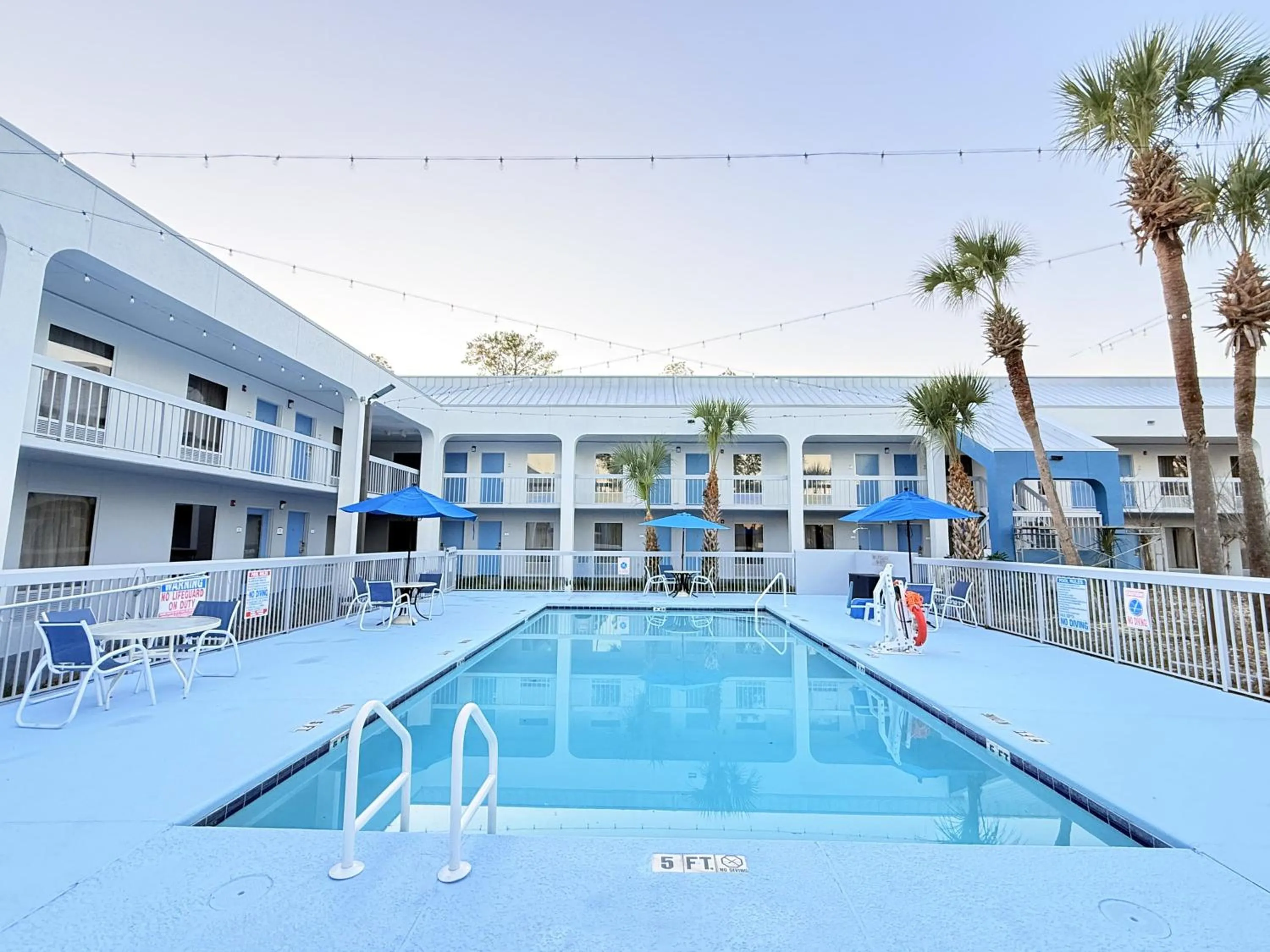 Swimming pool in Baymont by Wyndham Tallahassee