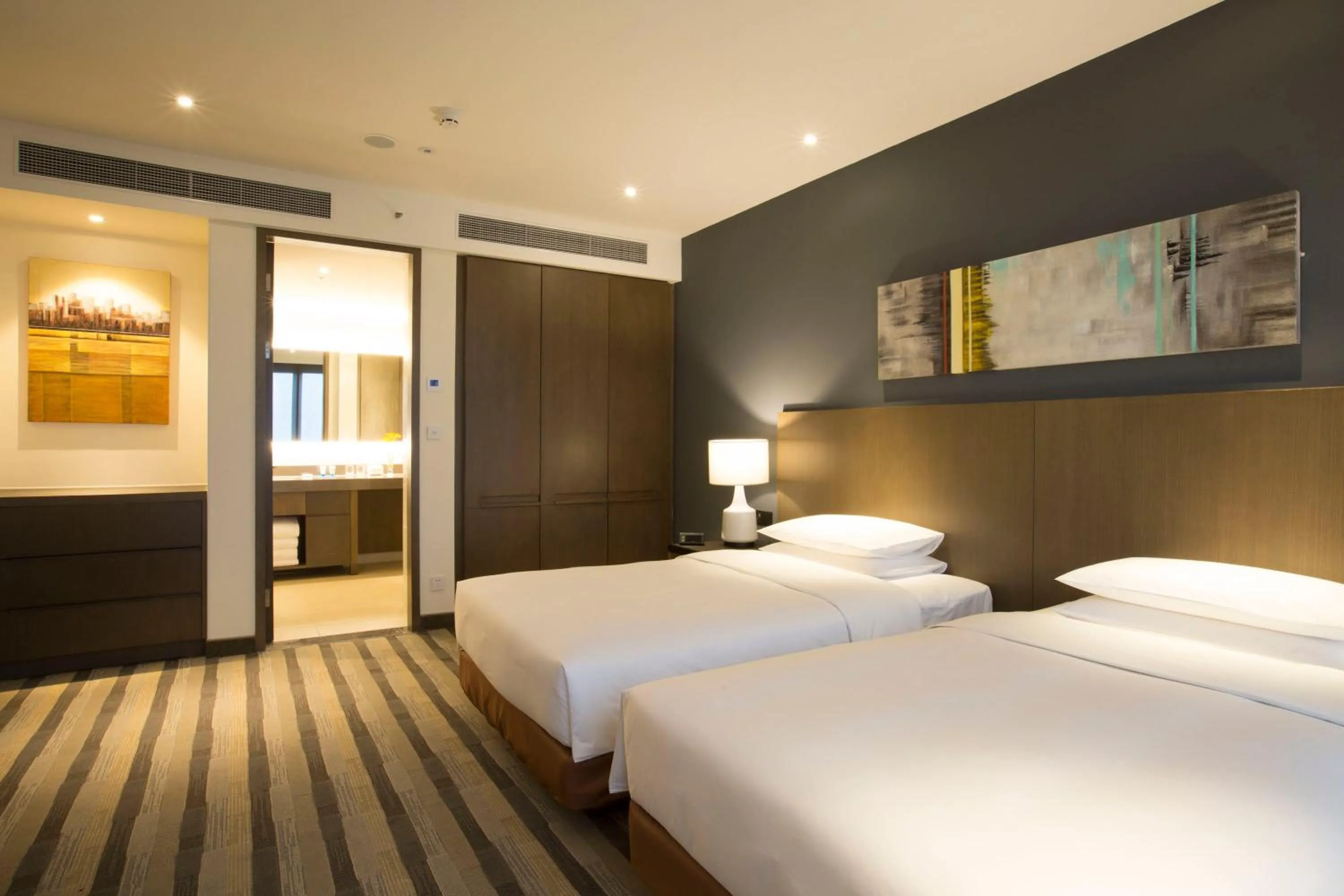 Bedroom, Bed in Hyatt House Shanghai New Hongqiao