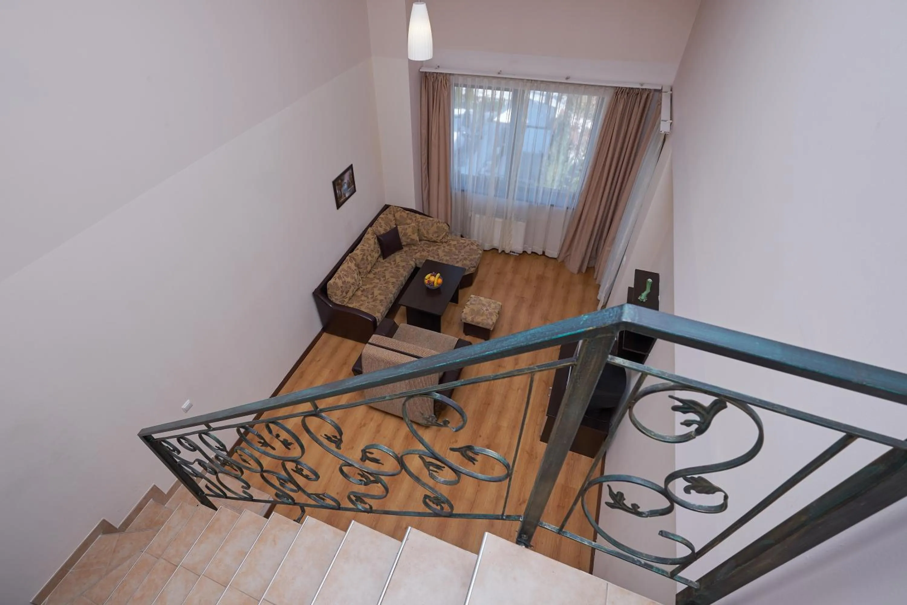 Sunrise Park Complex - Free Wellness