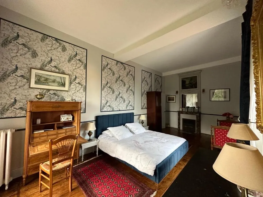 Bed in Château de la Chabroulie