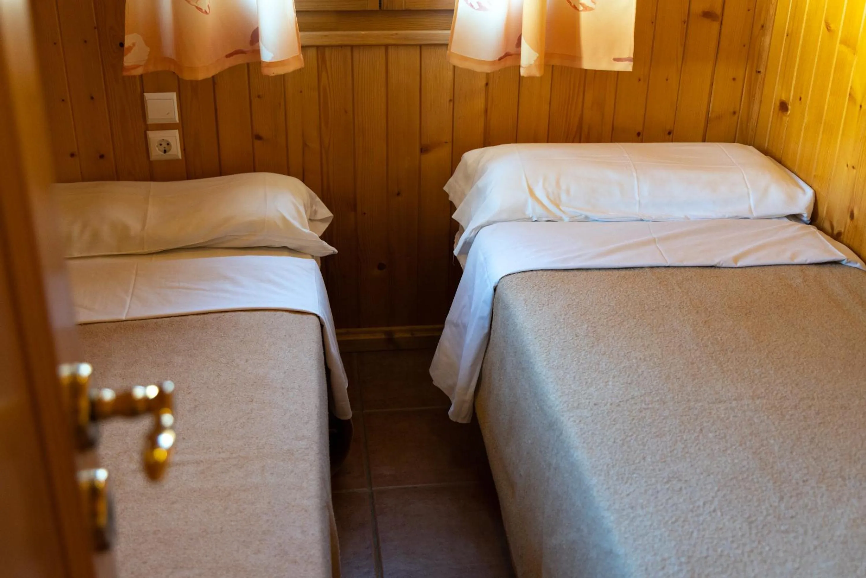 Bed in Bungalowpark Isábena