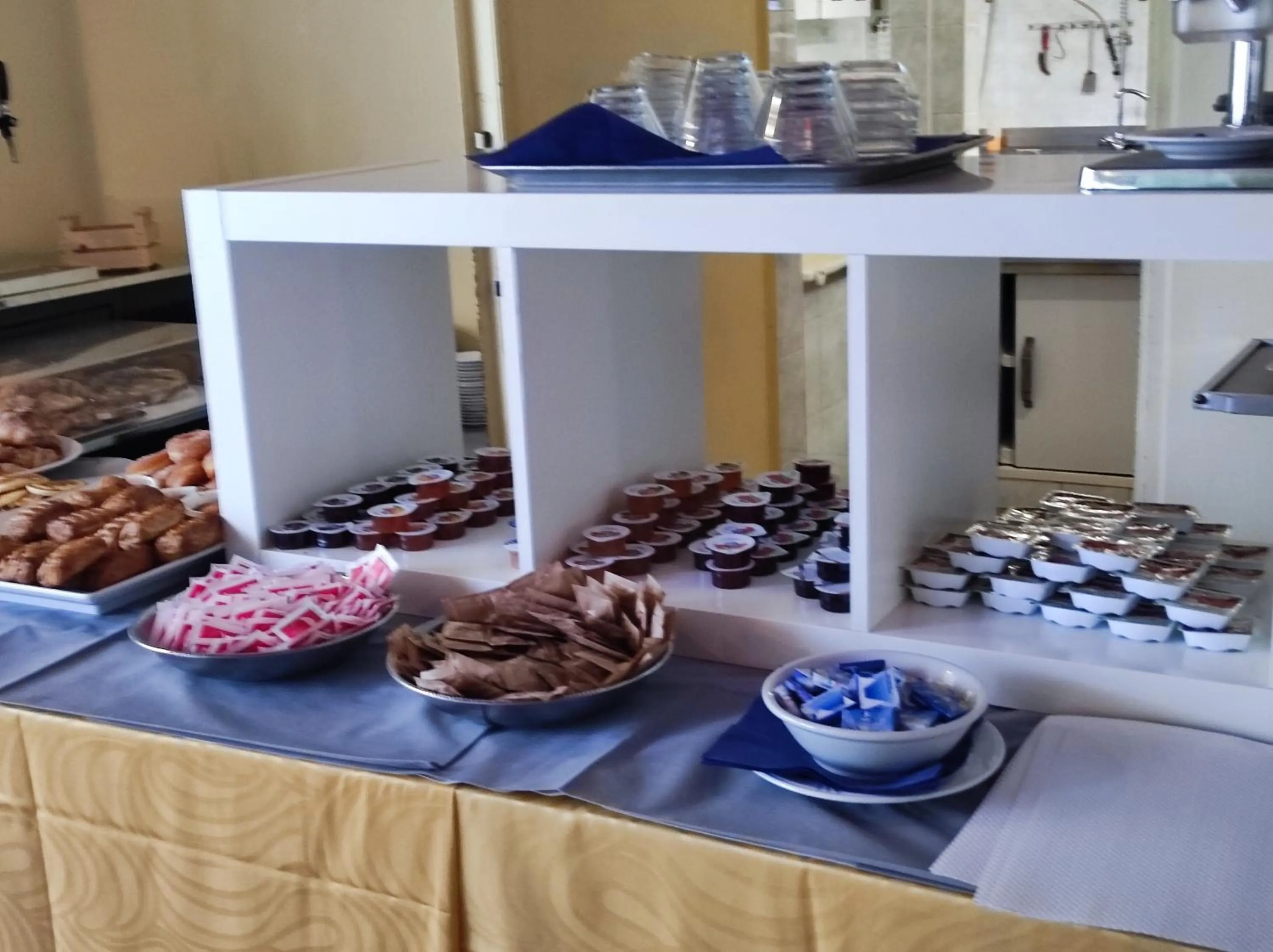 Food and drinks in Hotel Antonella