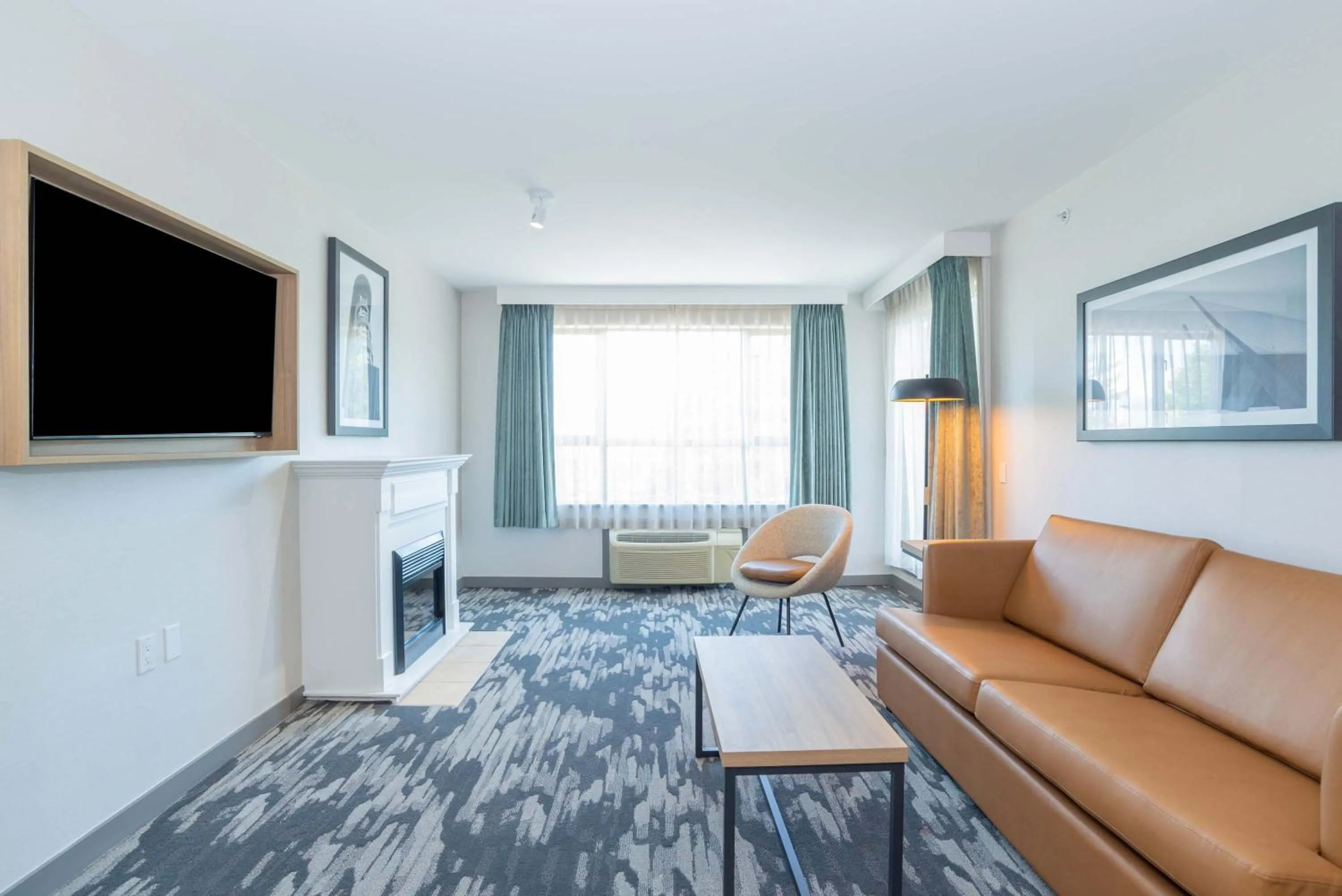 Living room in Sandman Suites Surrey - Guildford