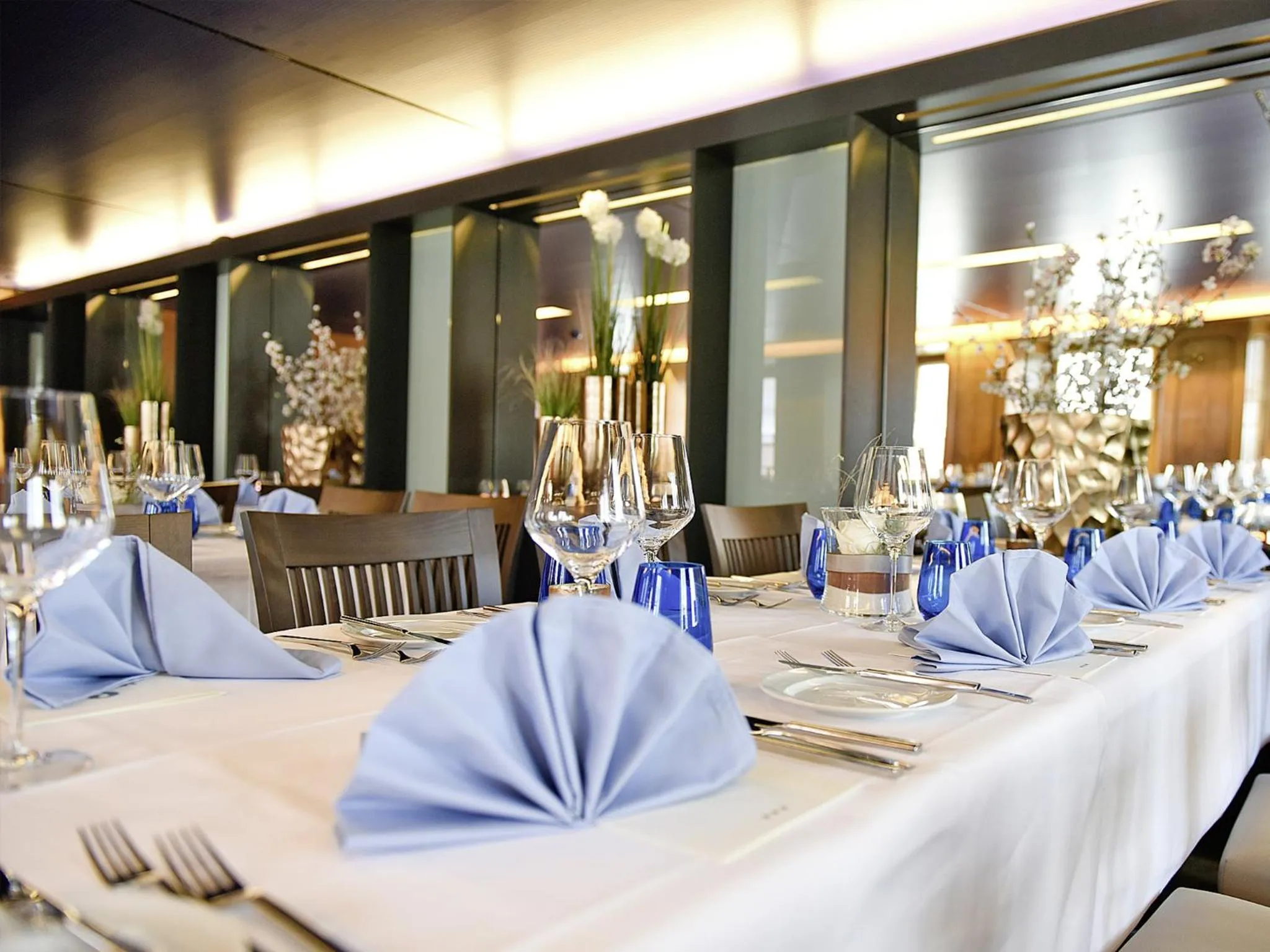 Restaurant/places to eat in Hotel Engel