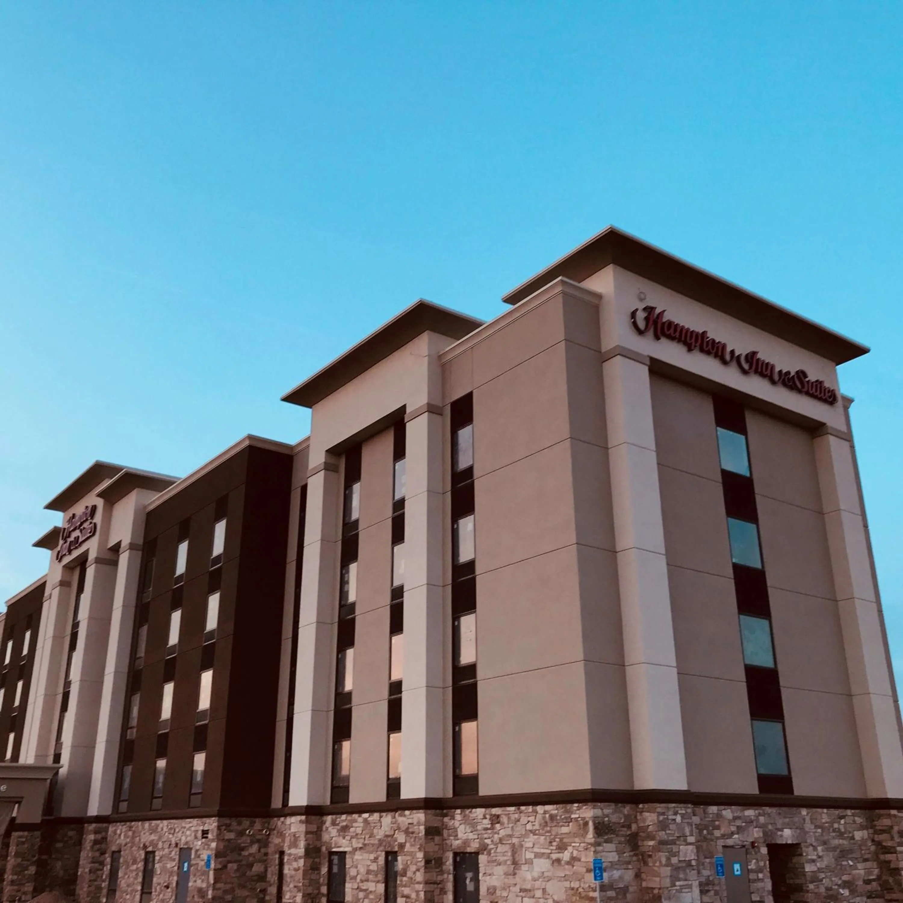 Property building in Hampton Inn & Suites St. George