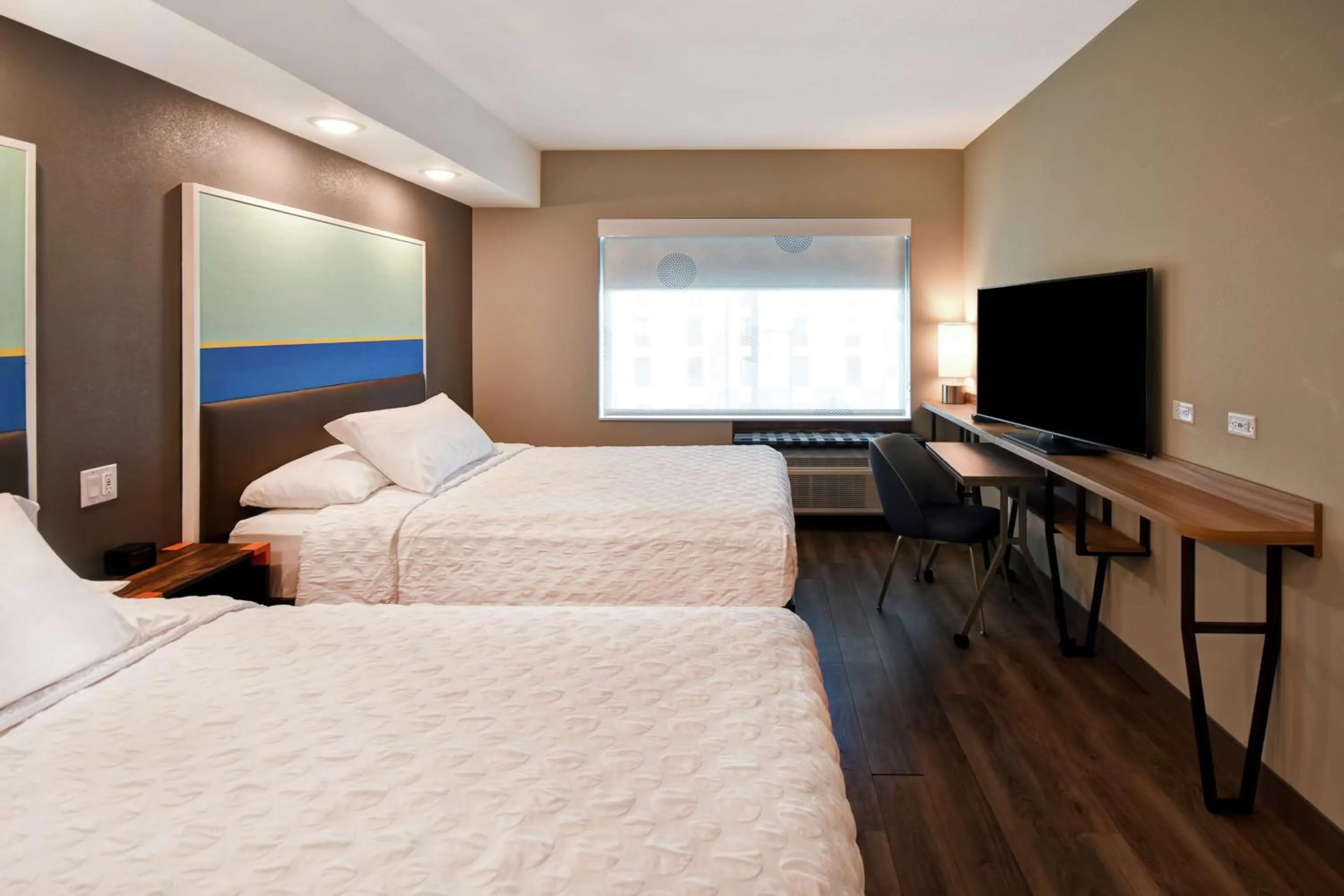 Bed in Tru By Hilton Salt Lake City Airport