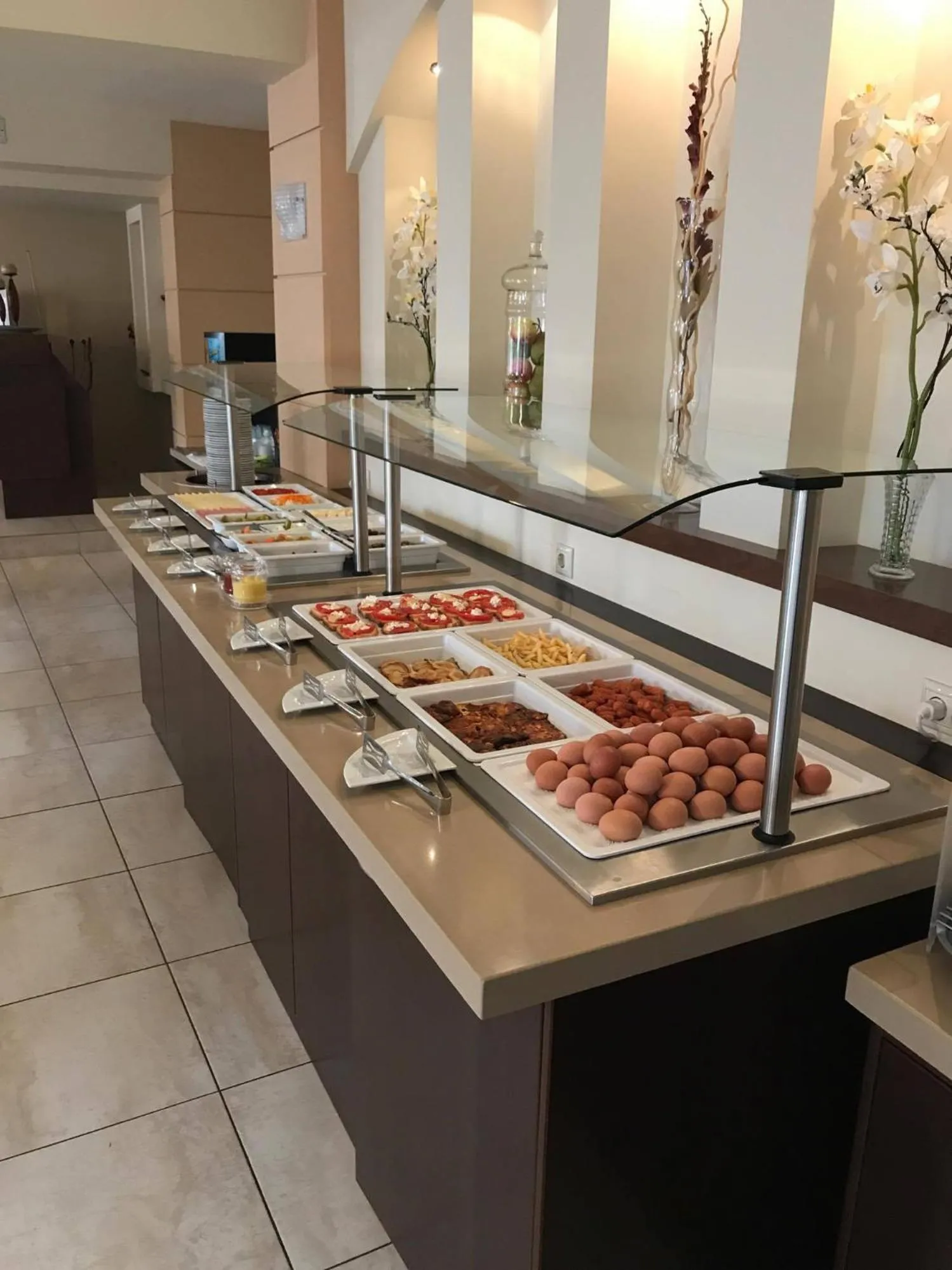 Buffet breakfast in Regina Mare Hotel