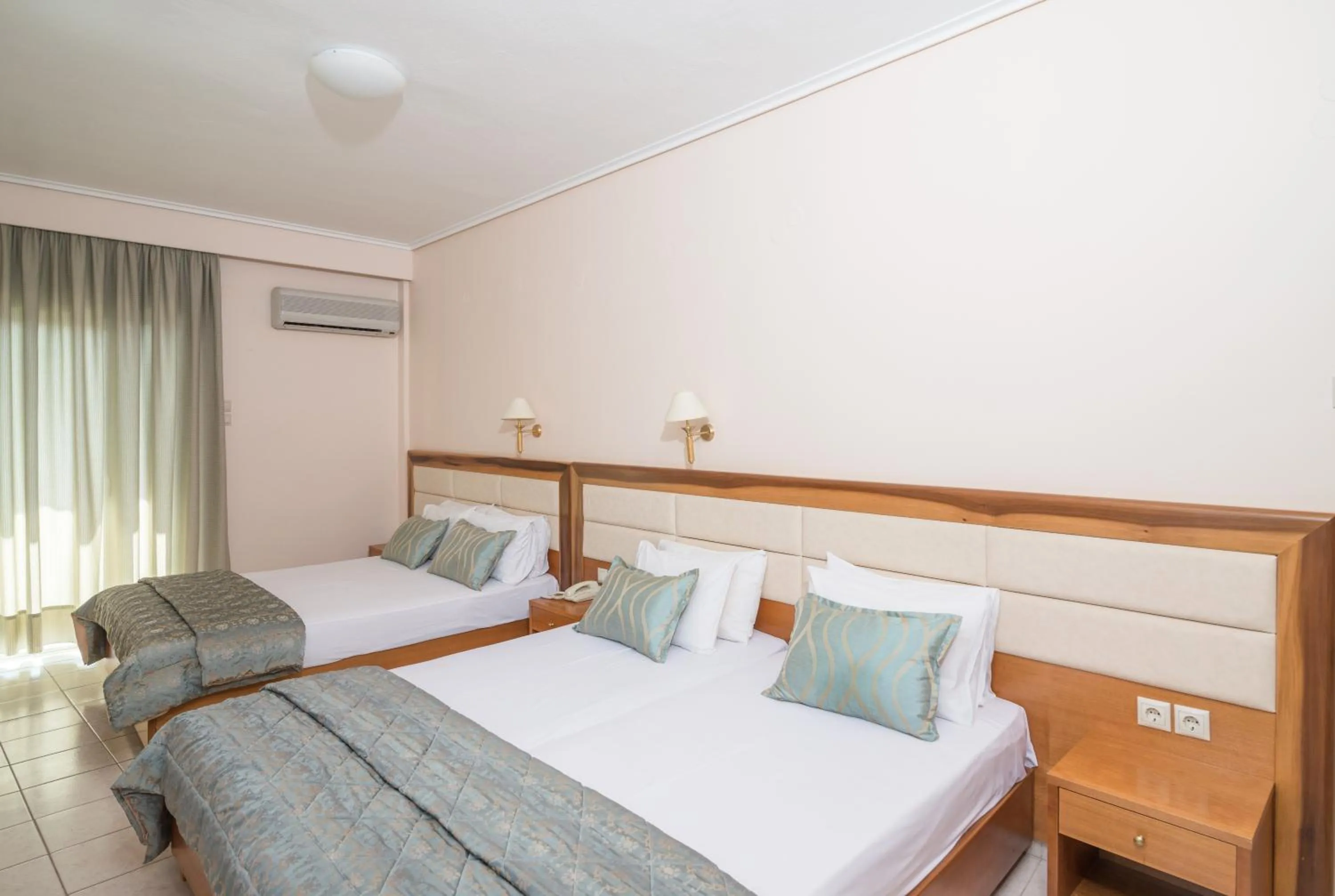 Bed in Regina Mare Hotel