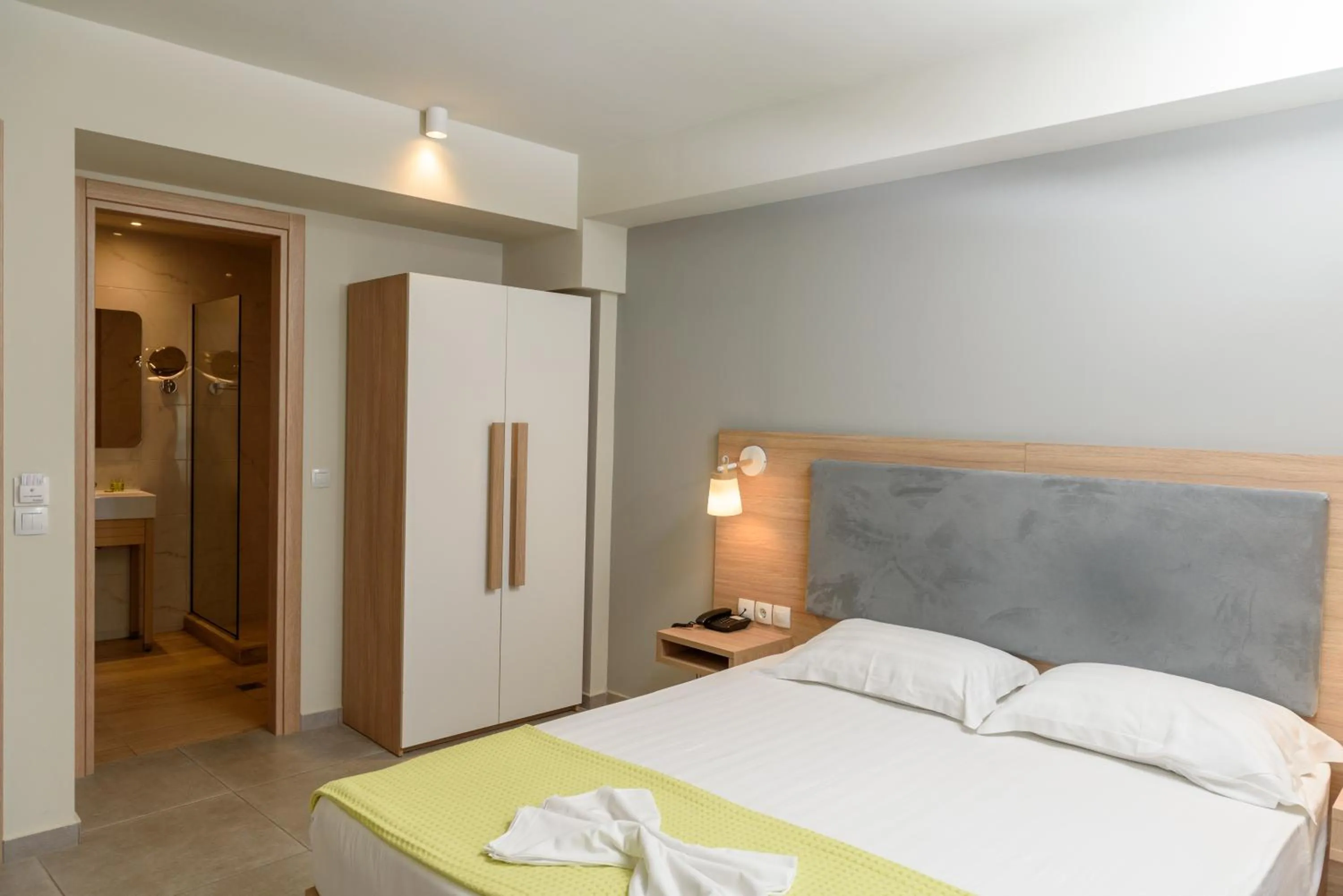 Bed in Regina Mare Hotel