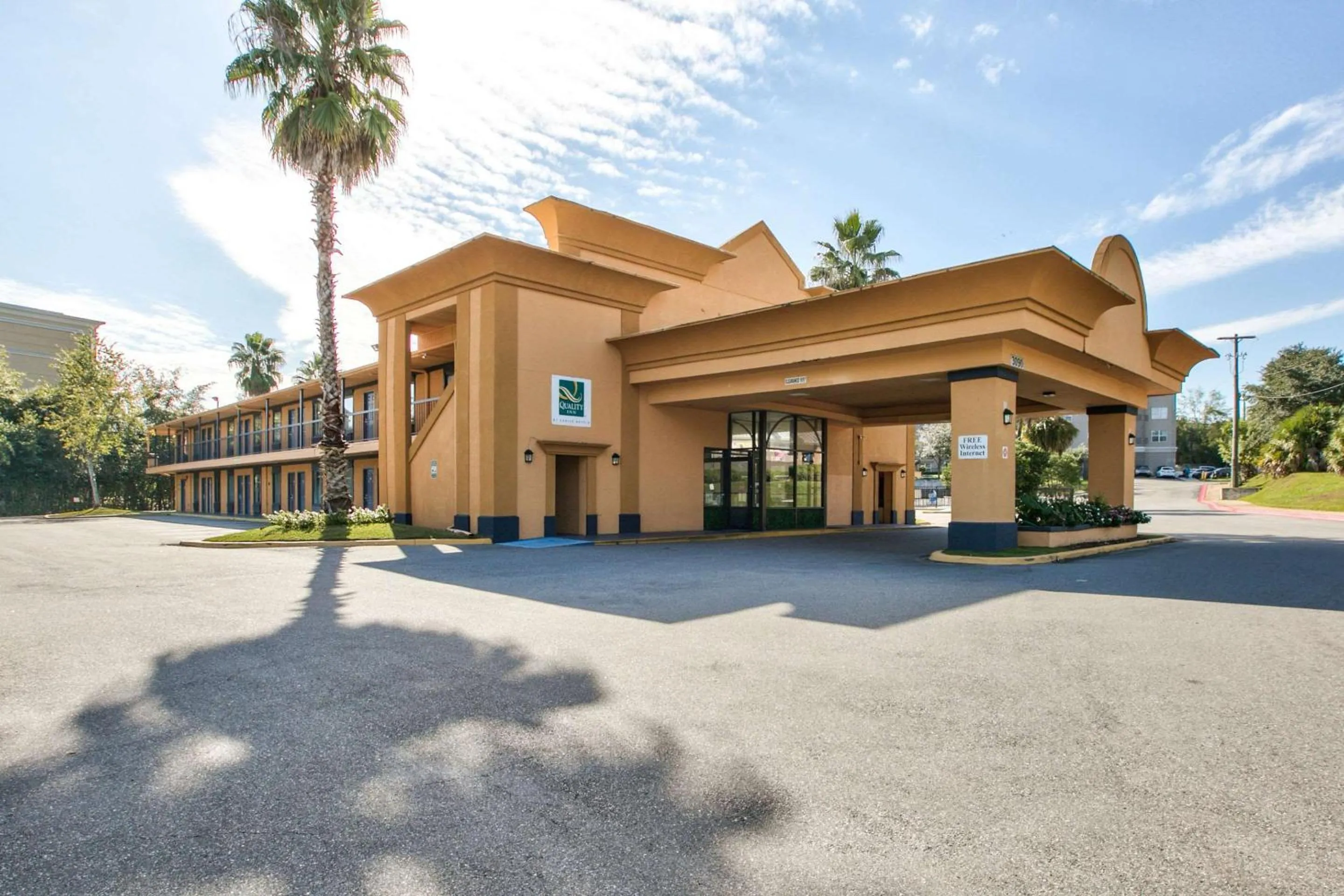 Property building in Quality Inn Tallahassee near University