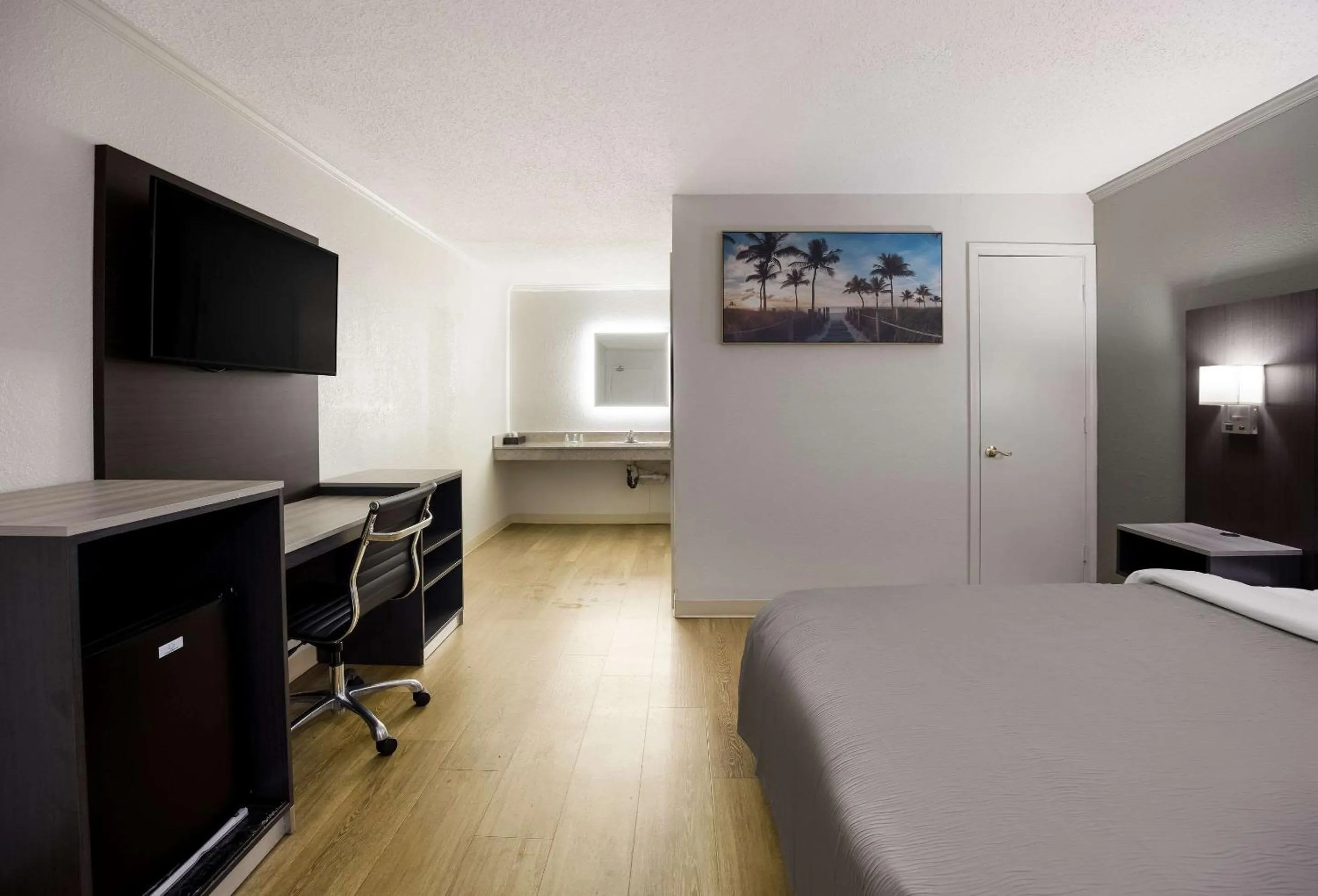 Bedroom, Bed in Quality Inn Tallahassee near University