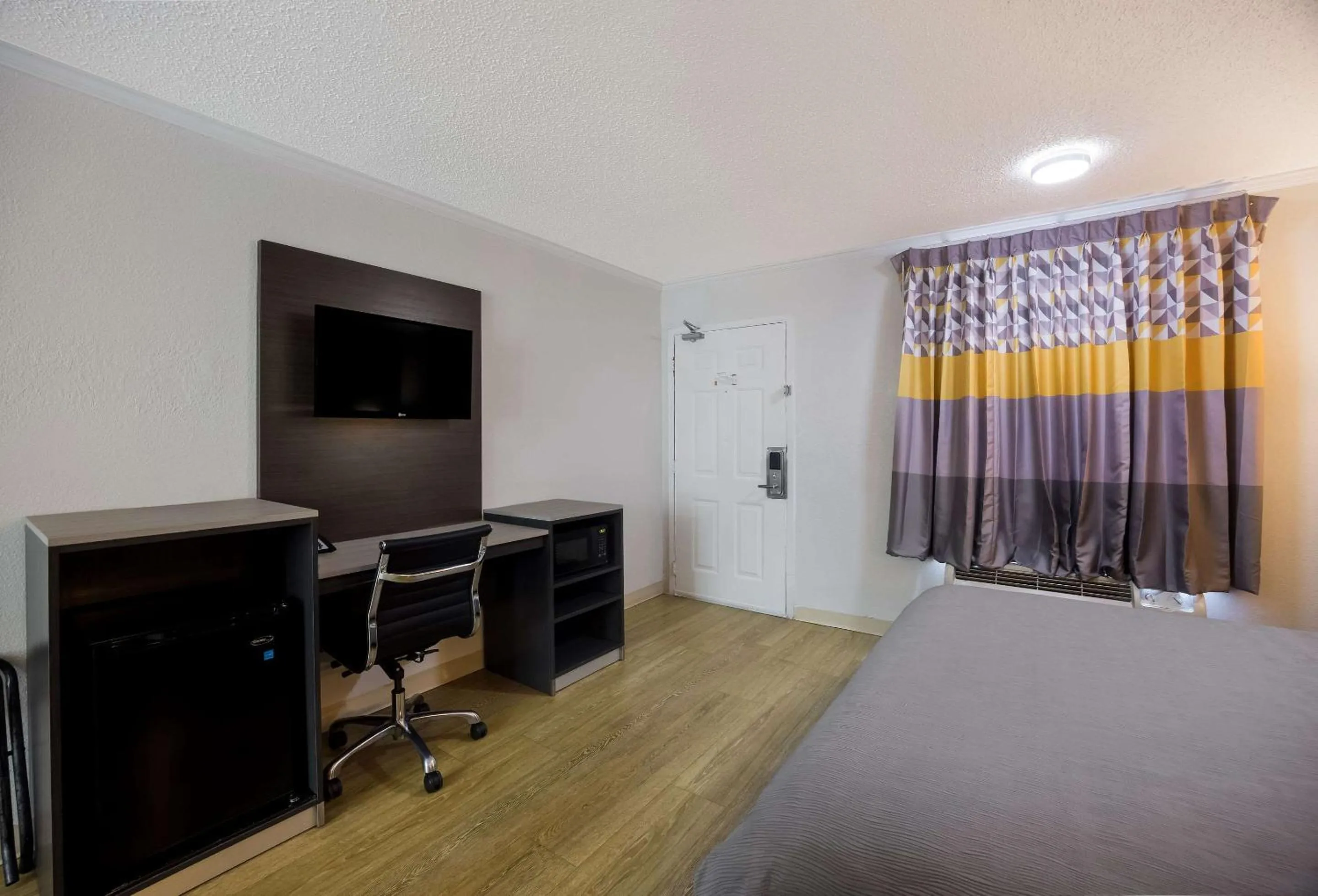 Bedroom in Quality Inn Tallahassee near University