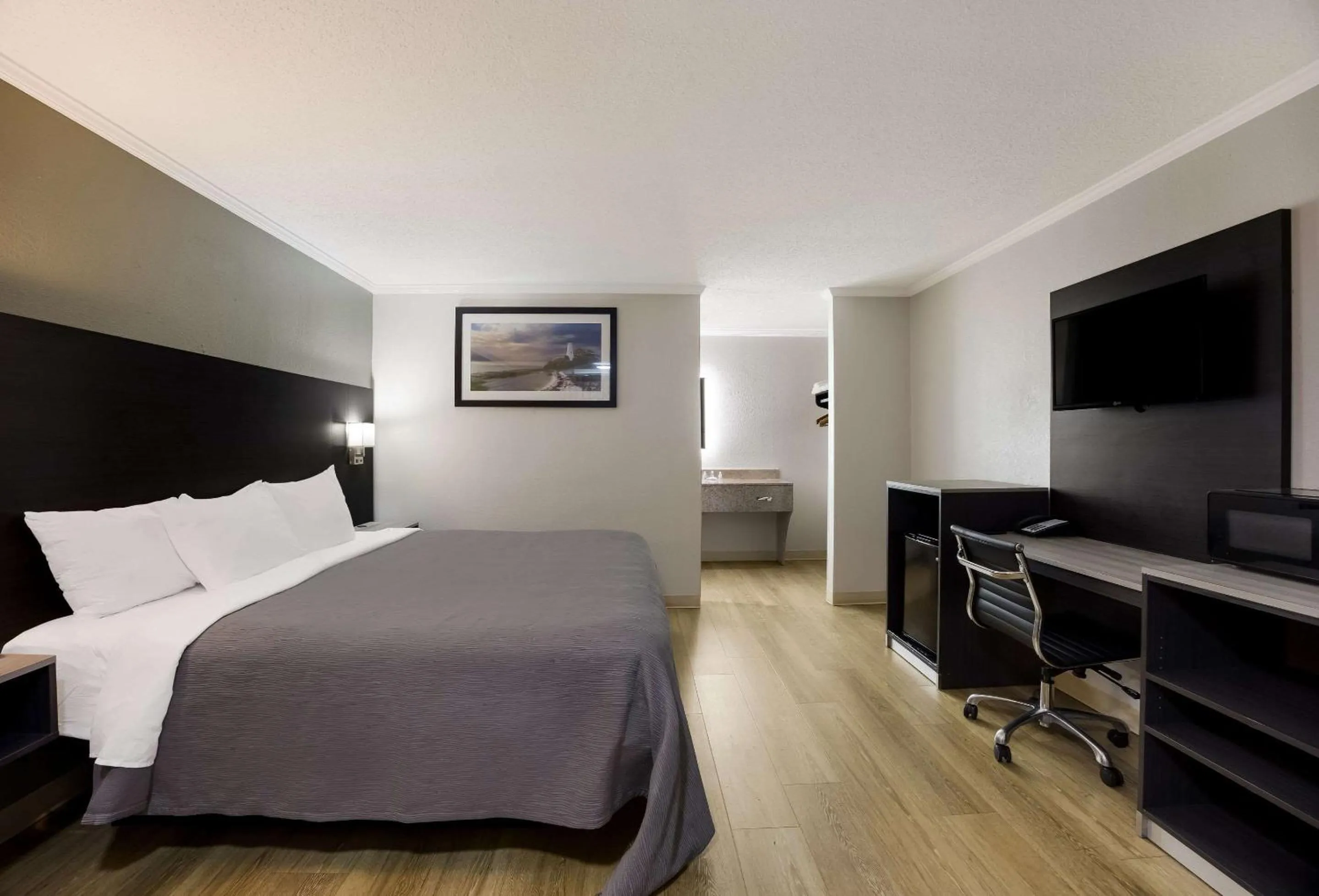 Bedroom, Bed in Quality Inn Tallahassee near University