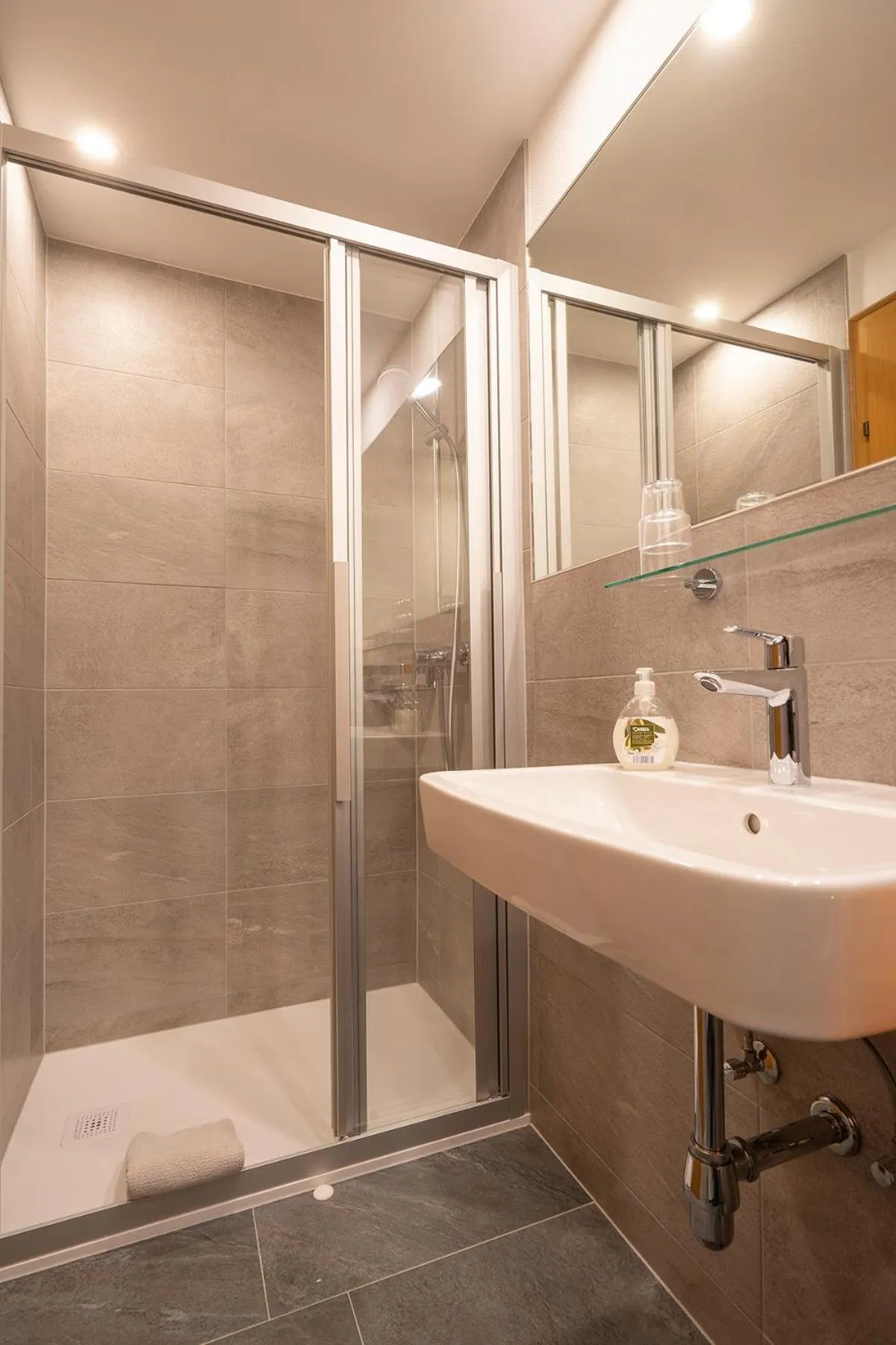 Bathroom in LEOPOLDINE Apart Zimmer