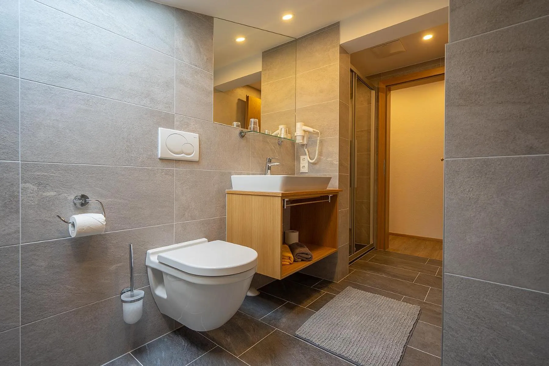 Bathroom in LEOPOLDINE Apart Zimmer