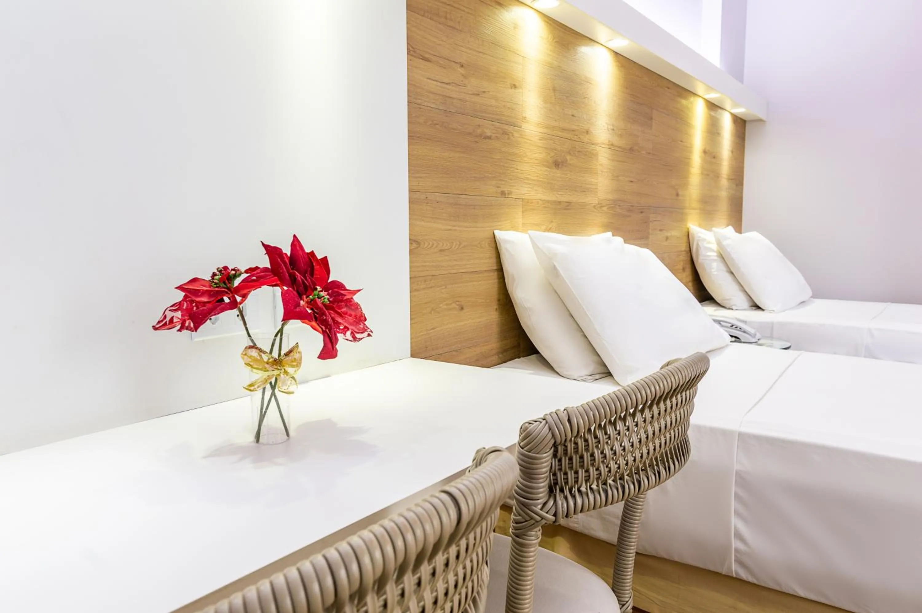 Bed in Hotel Costamar Ponta Verde