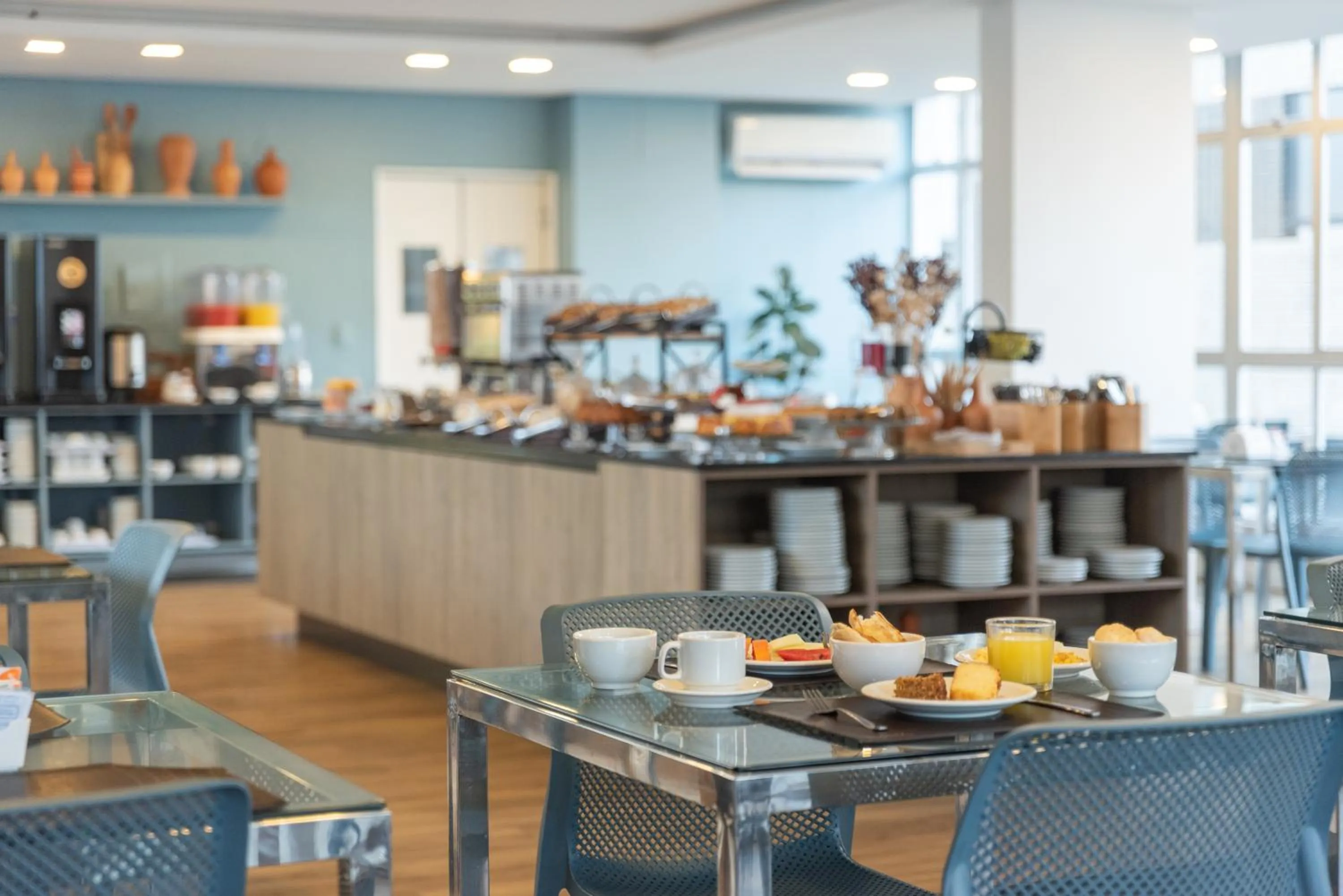 Restaurant/places to eat in Hotel Costamar Ponta Verde