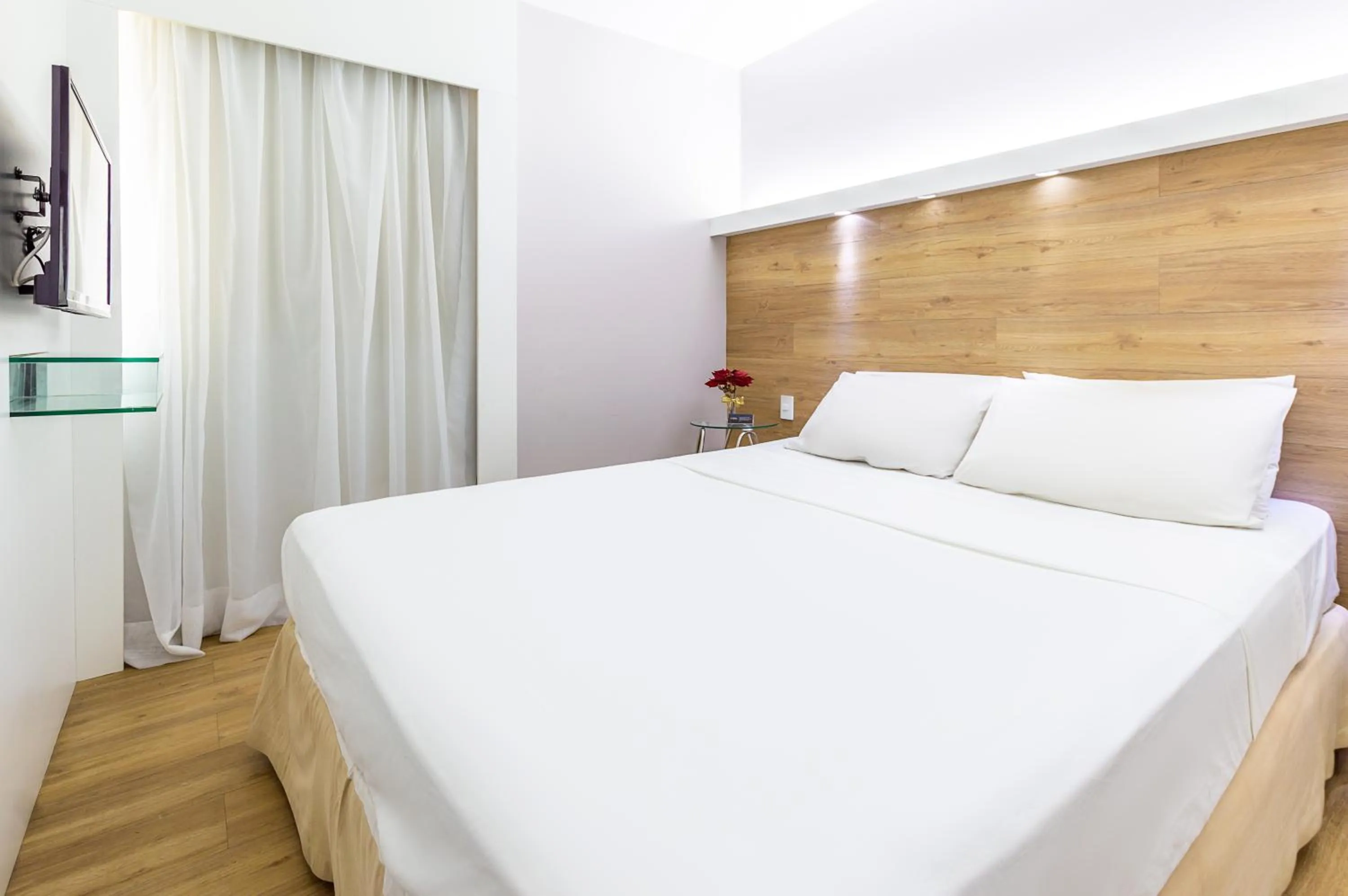 Bed in Hotel Costamar Ponta Verde