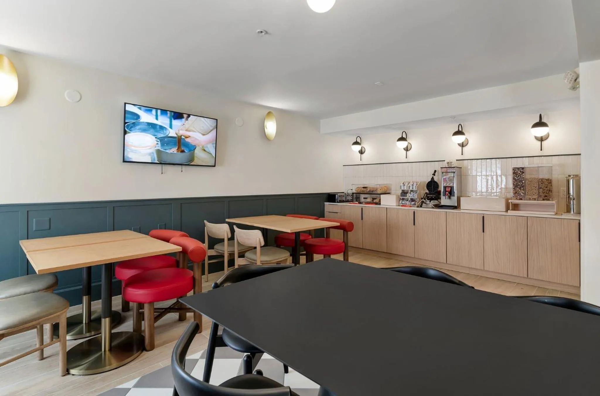 Breakfast in Sleep Inn University