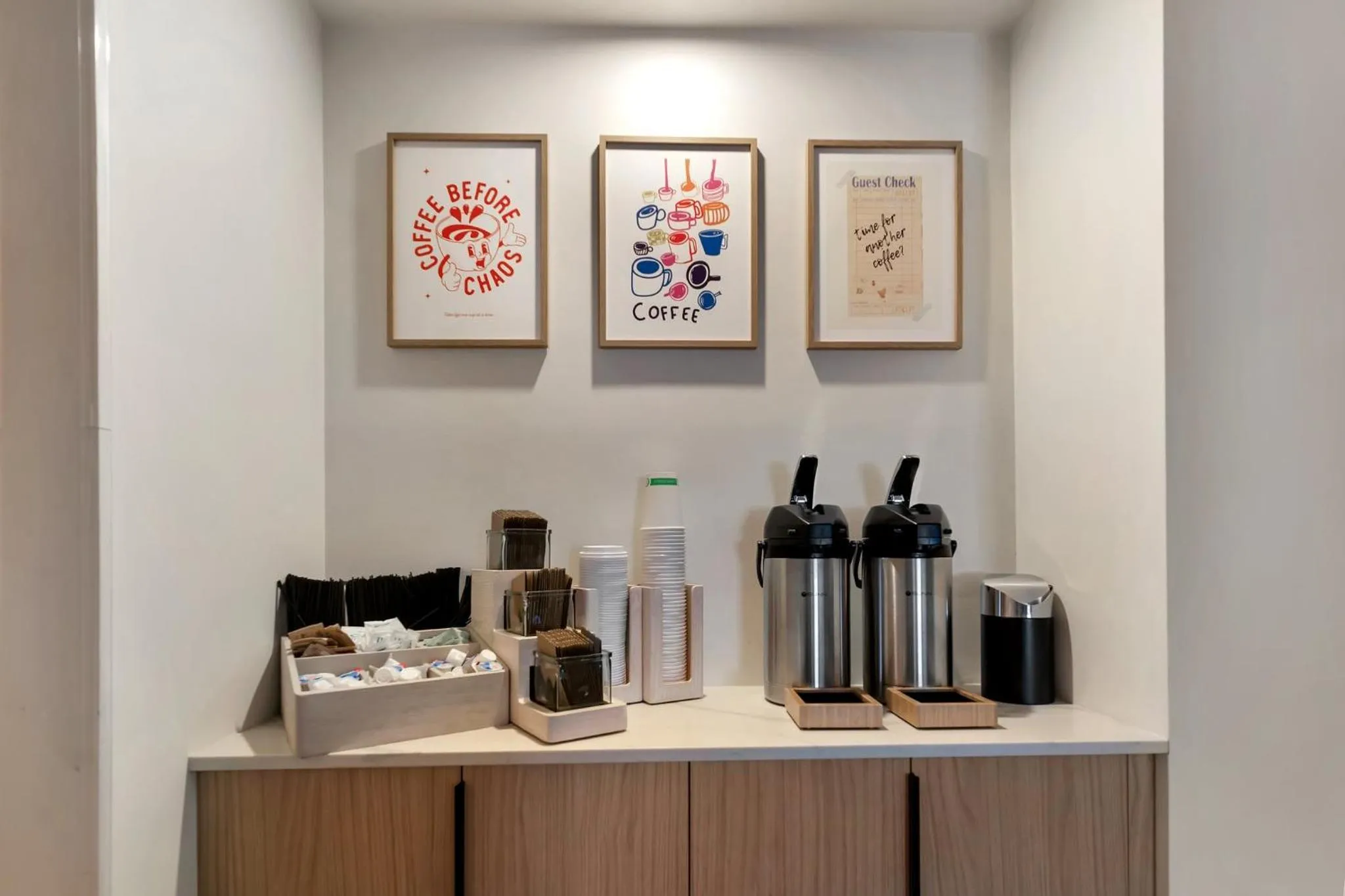 Coffee/tea facilities in Sleep Inn University