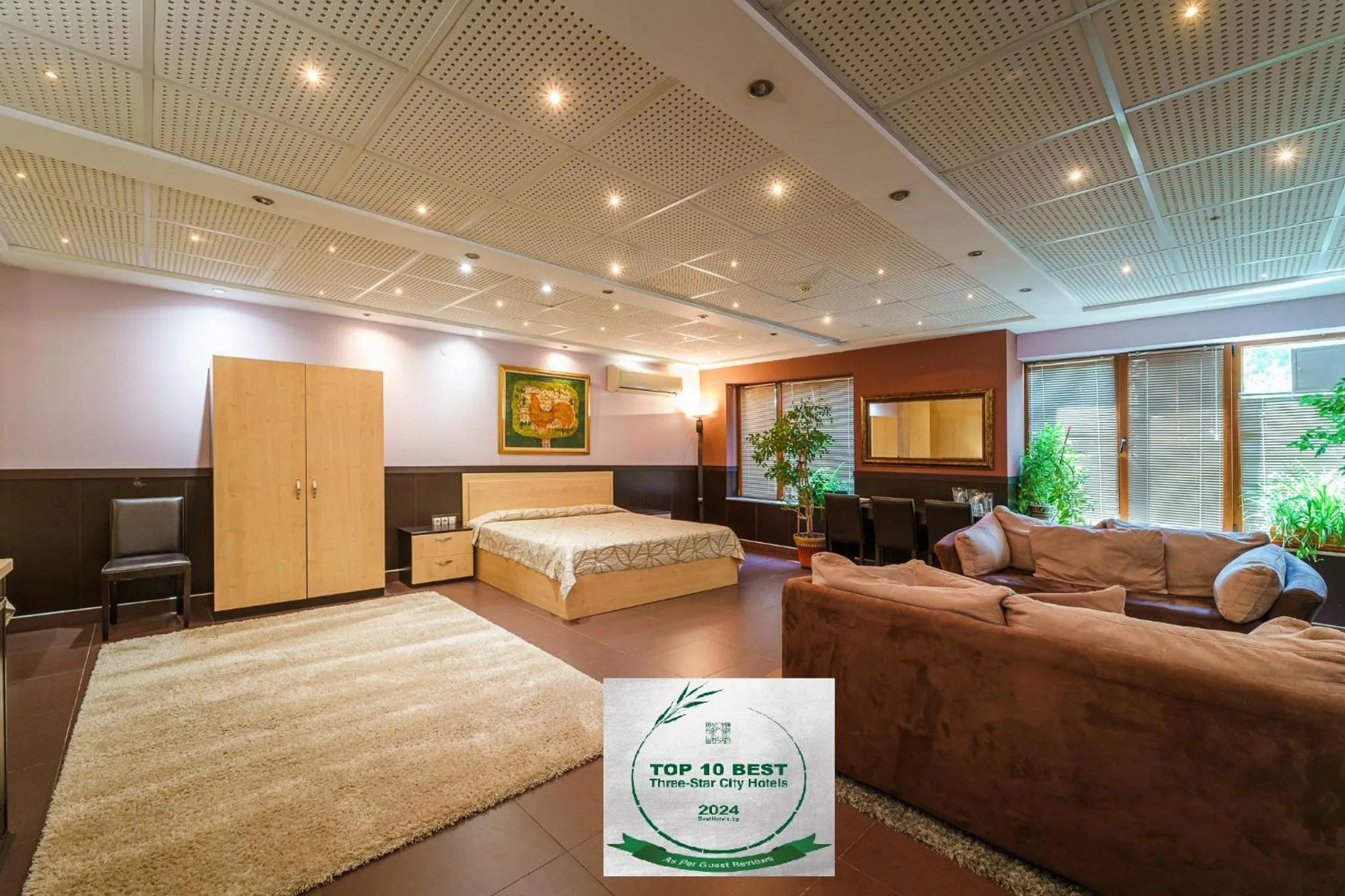 Bed in Hotel Ego - Free Parking - Top Central Location