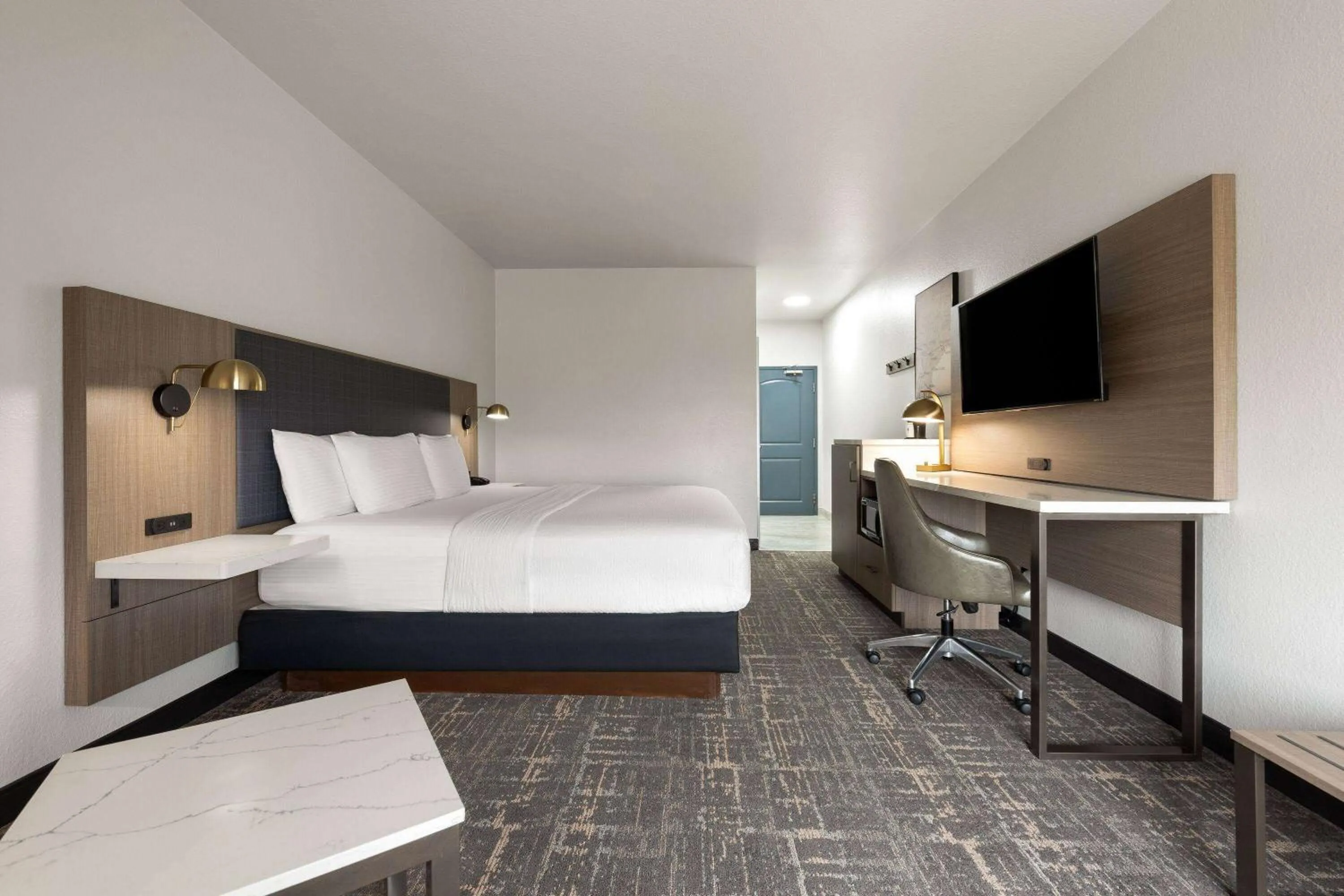 Photo of the whole room, Bed in La Quinta by Wyndham Ft. Worth - Forest Hill, TX