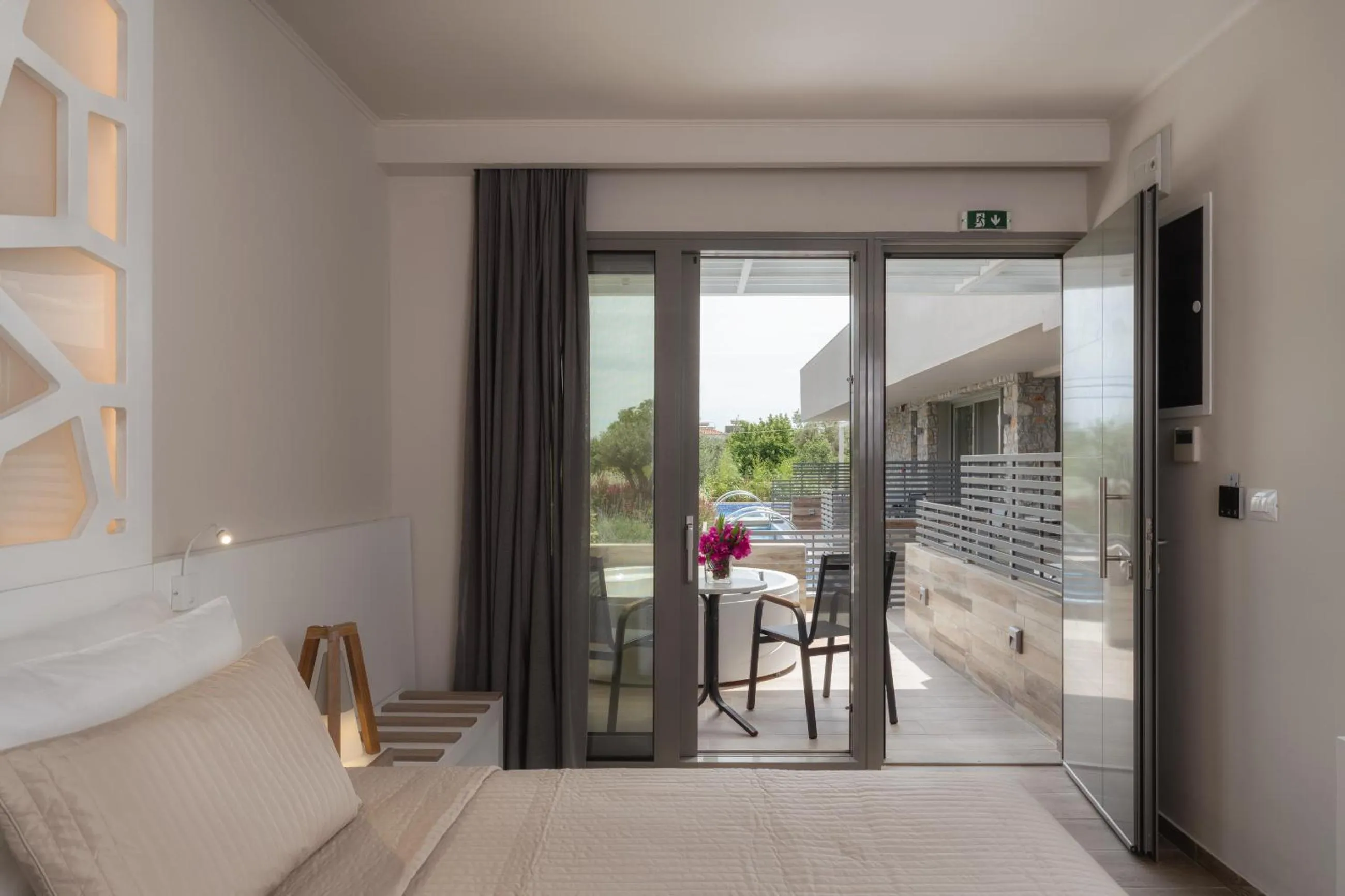 Bedroom, Bed in KB Ammos