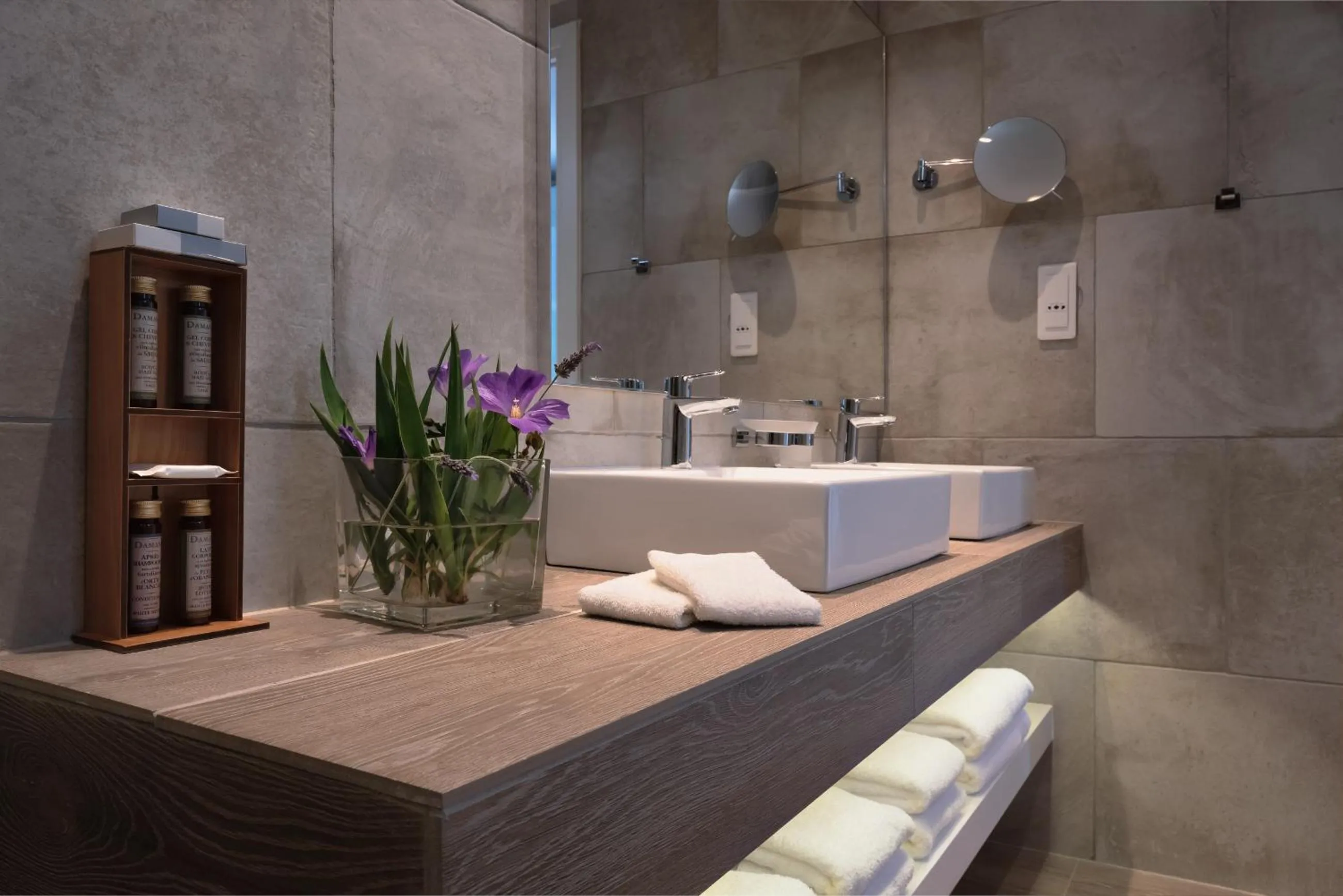 Bathroom in KB Ammos