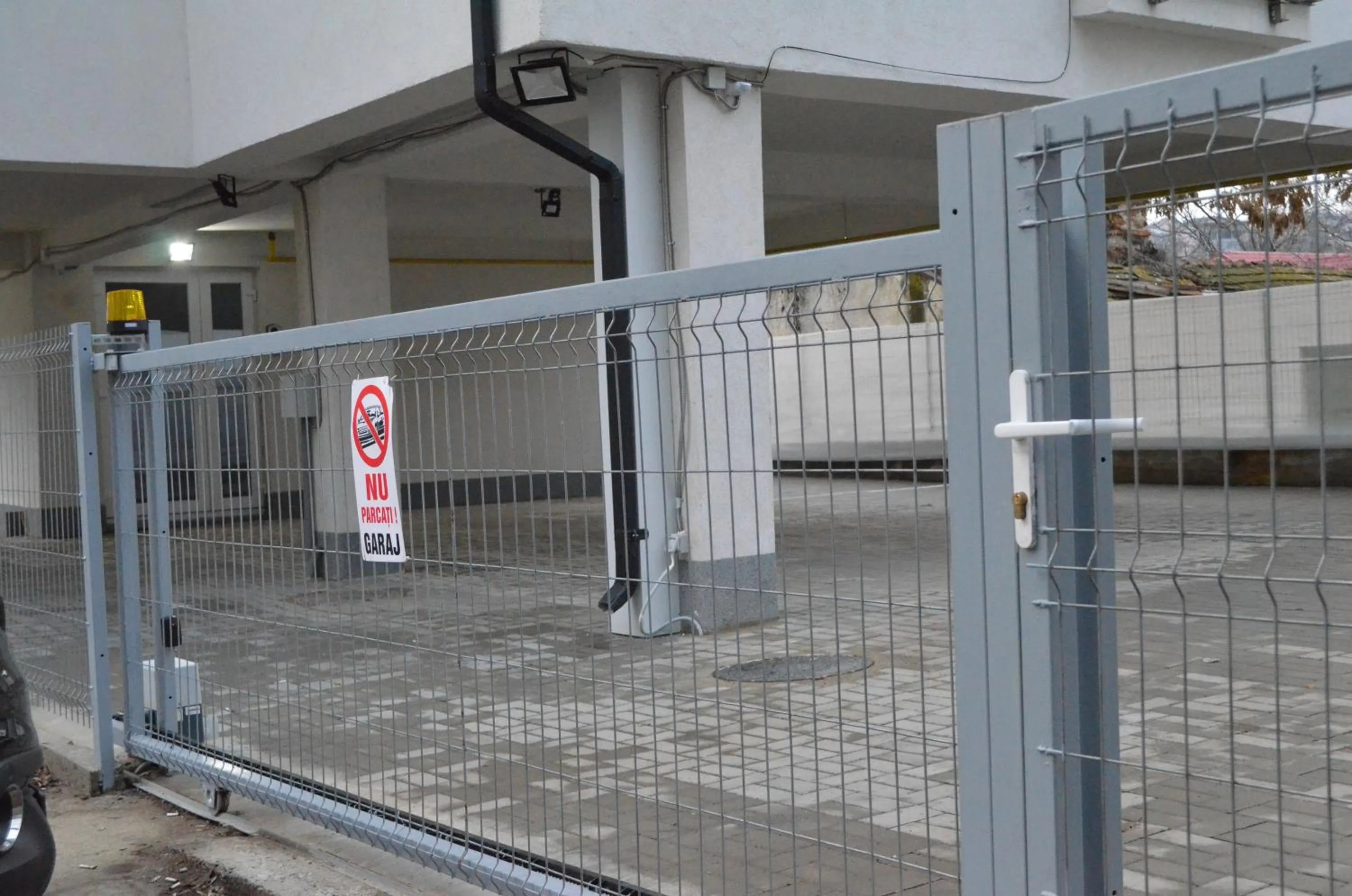 Property building in Alexys Residence 7