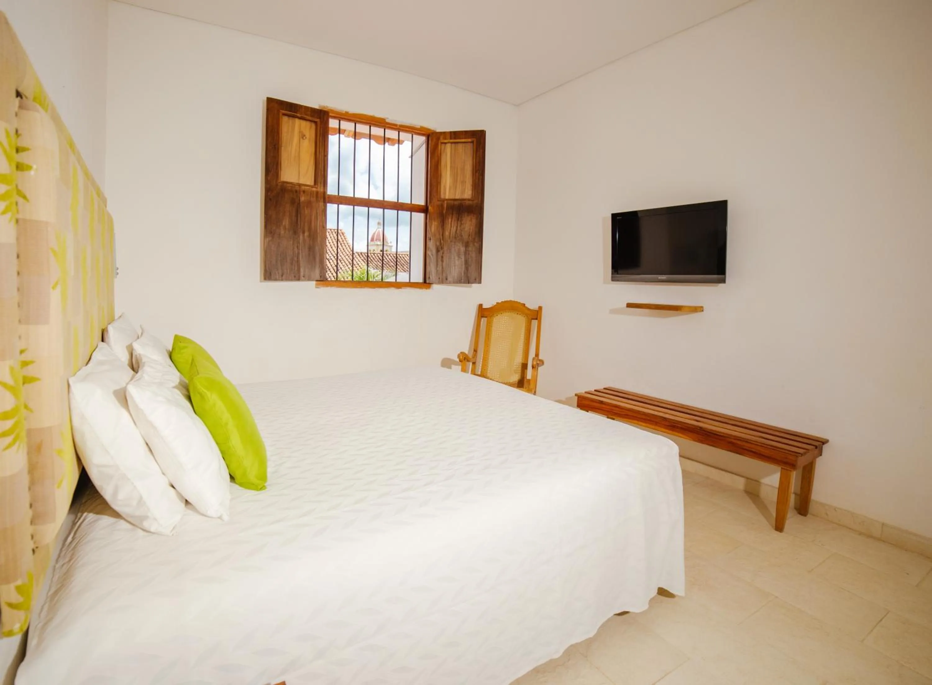 Photo of the whole room, Bed in Bioma Boutique Hotel