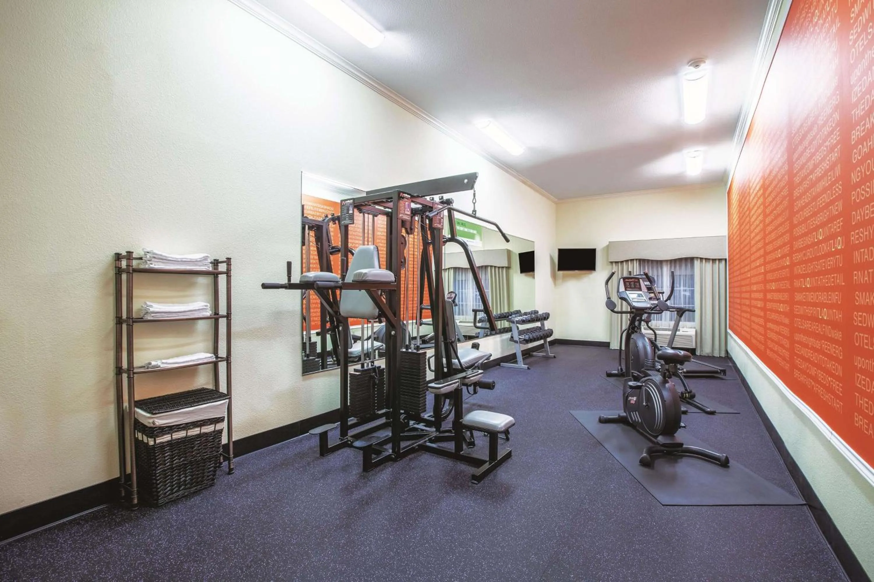 Fitness centre/facilities in La Quinta by Wyndham Gainesville
