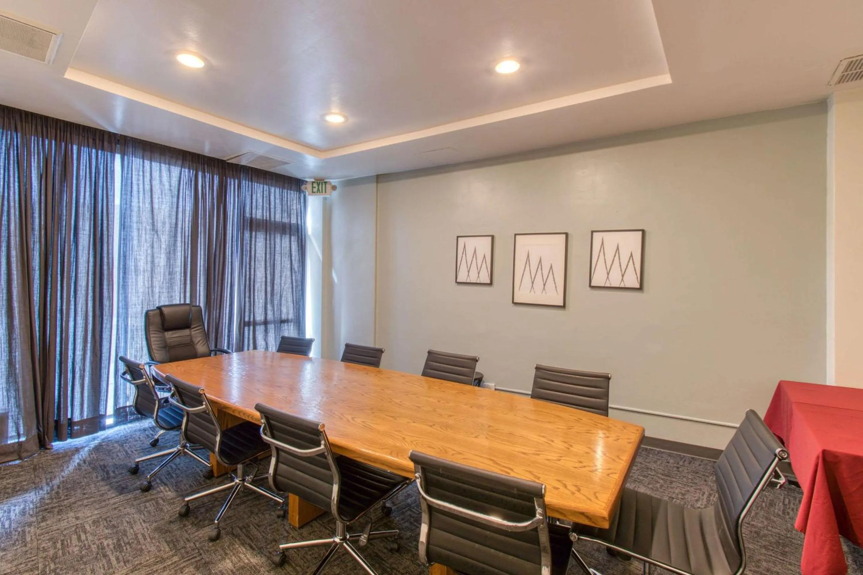 Meeting/conference room in Clarion Hotel Denver Central