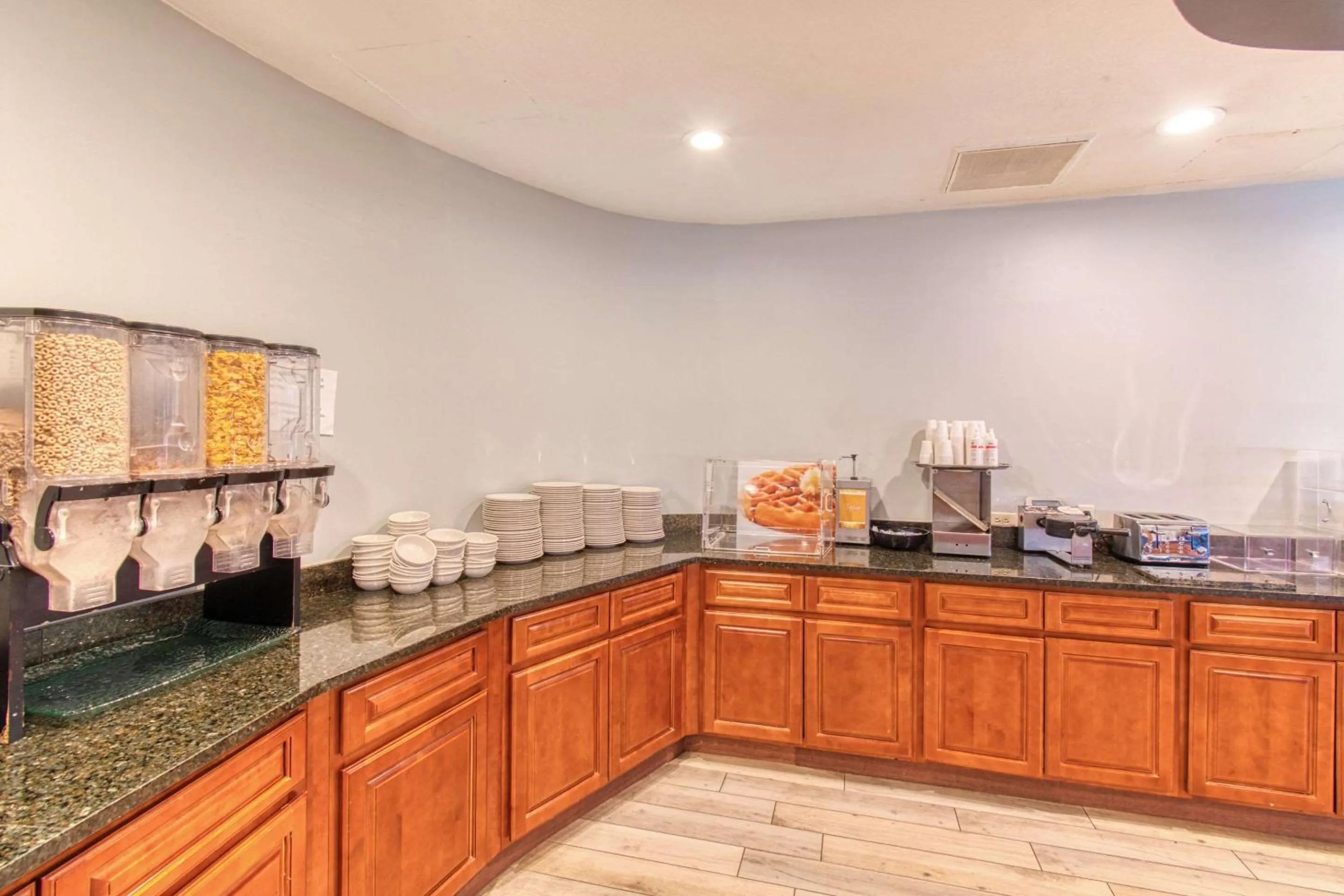 Breakfast in Clarion Hotel Denver Central