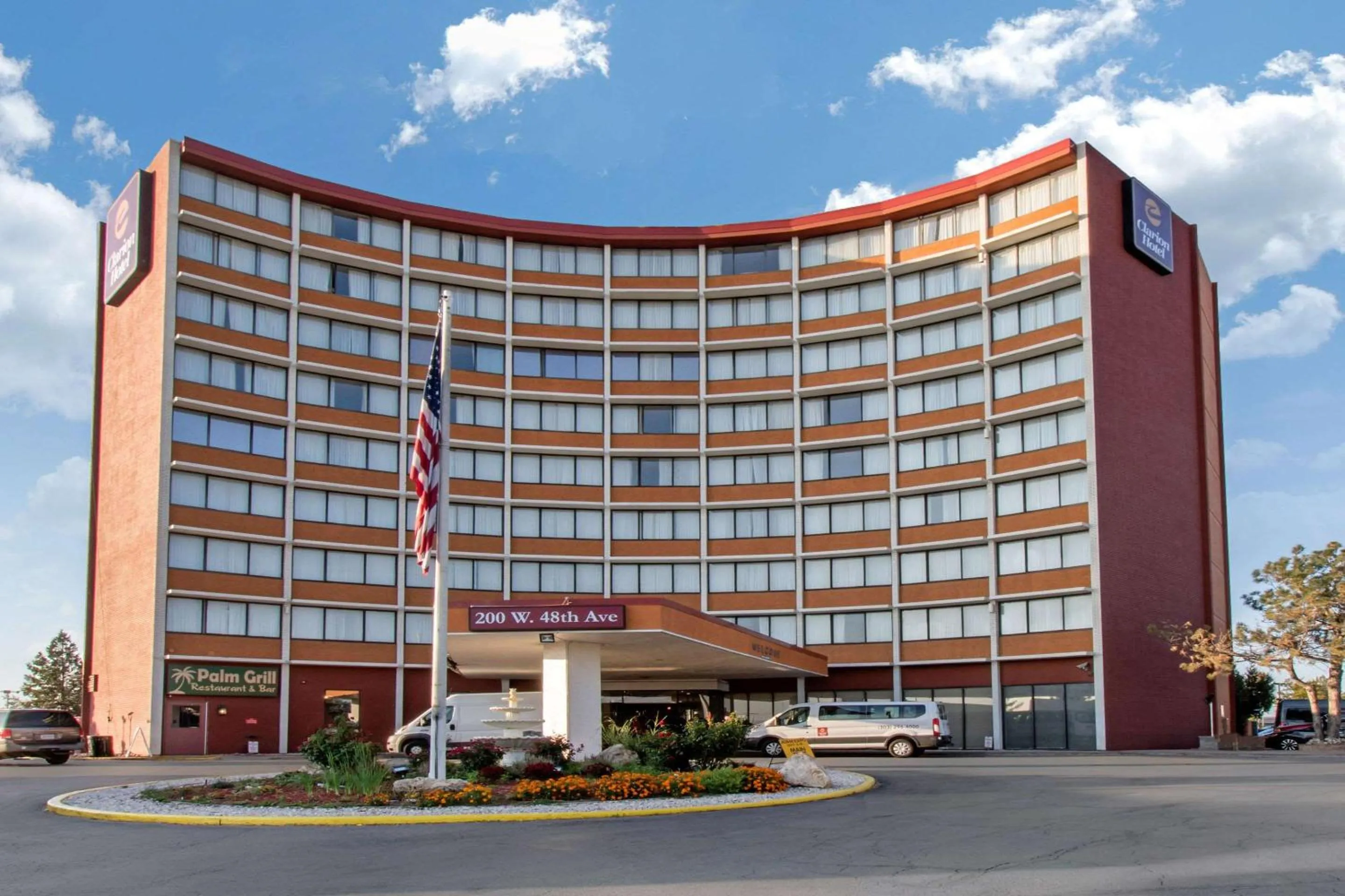 Property Building in Clarion Hotel Denver Central