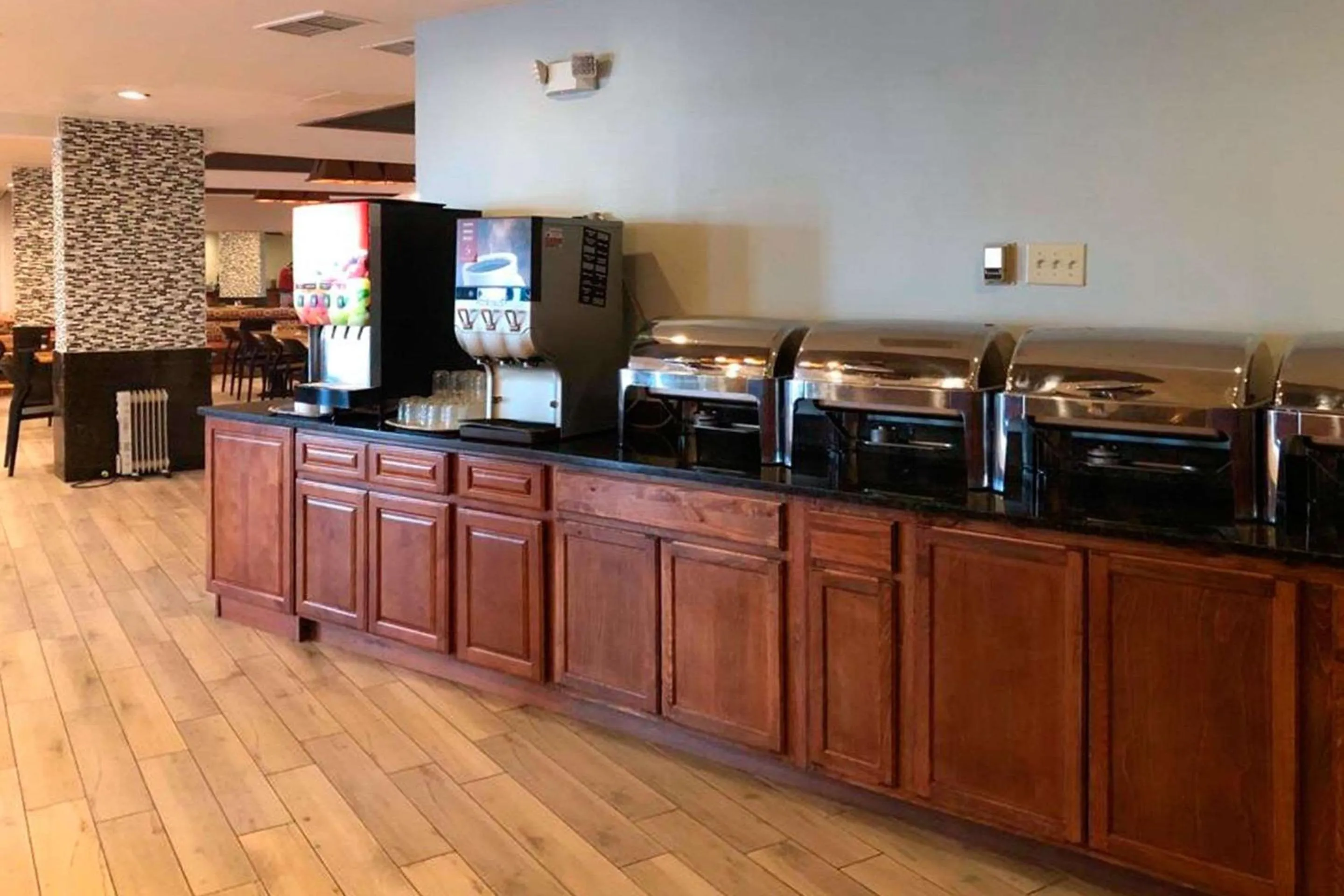 Breakfast in Clarion Hotel Denver Central