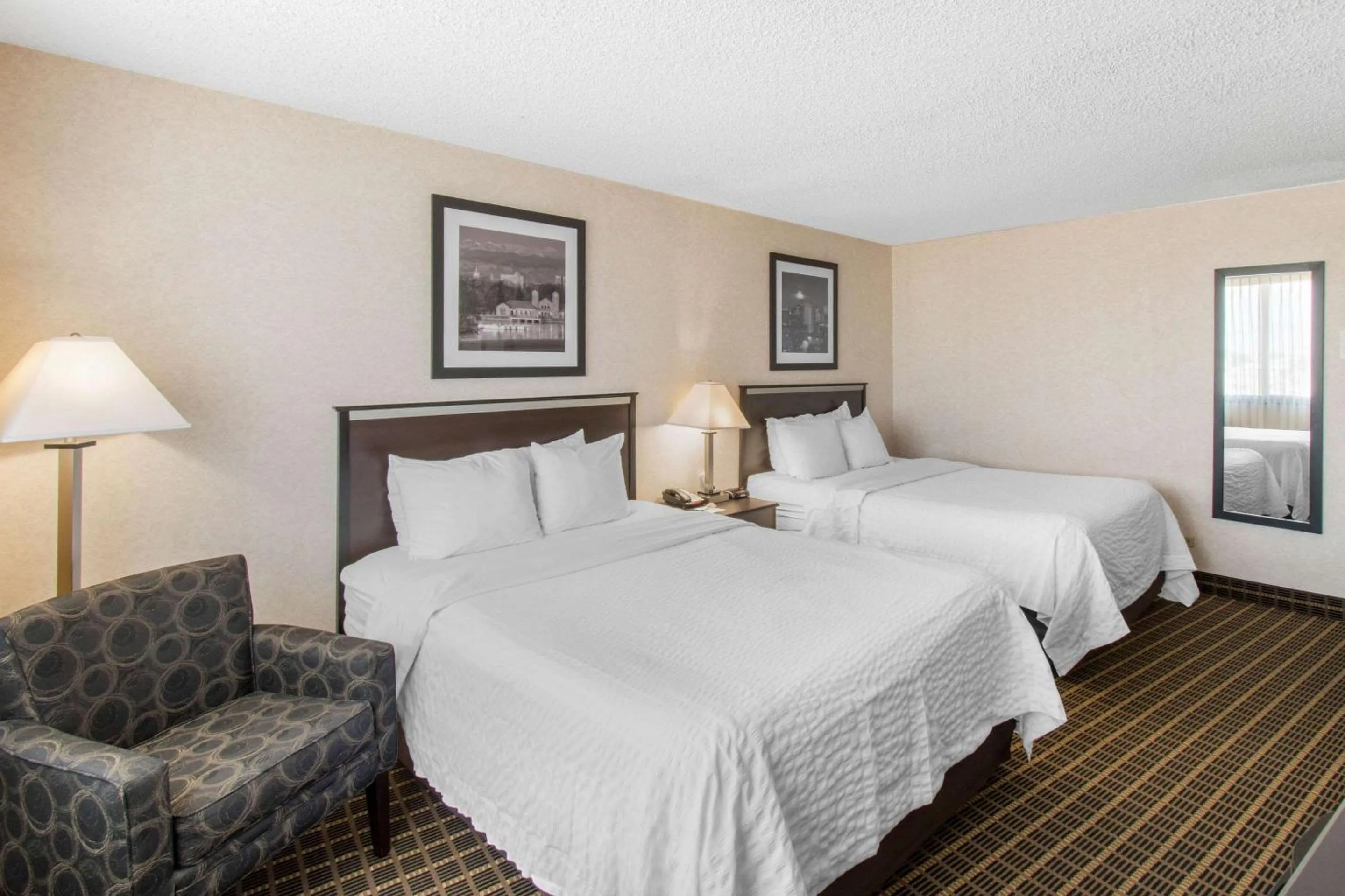 Bedroom in Clarion Hotel Denver Central