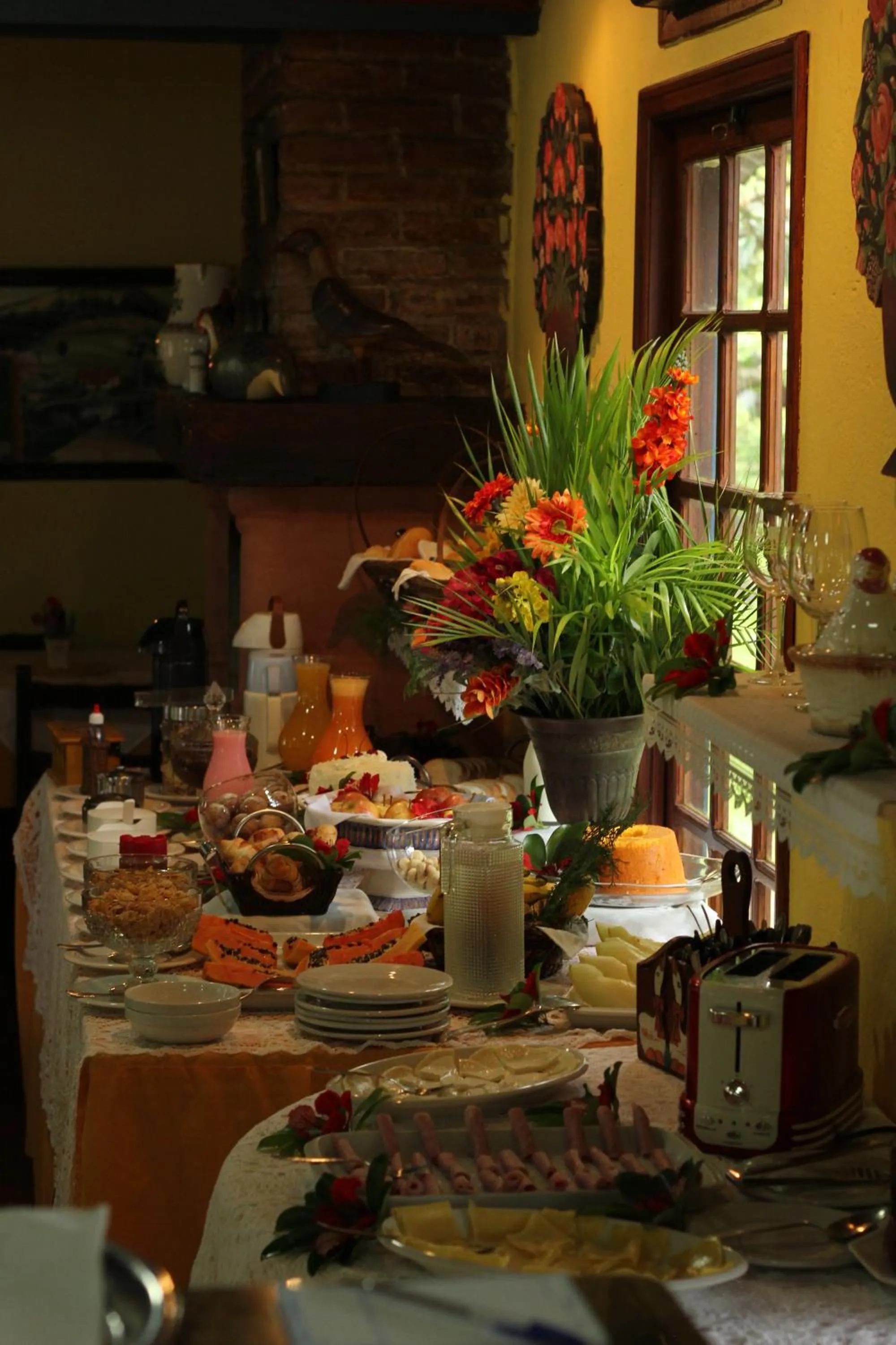 Restaurant/places to eat in Hotel Pousada Esmeralda