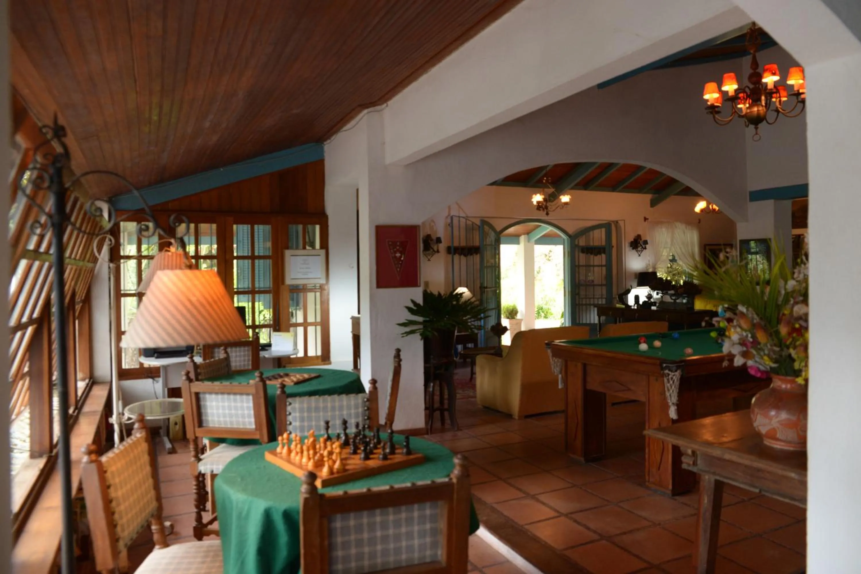 Billiard in Hotel Pousada Esmeralda