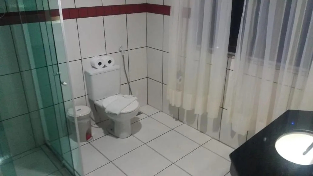 Bathroom in Hotel do Papai Noel