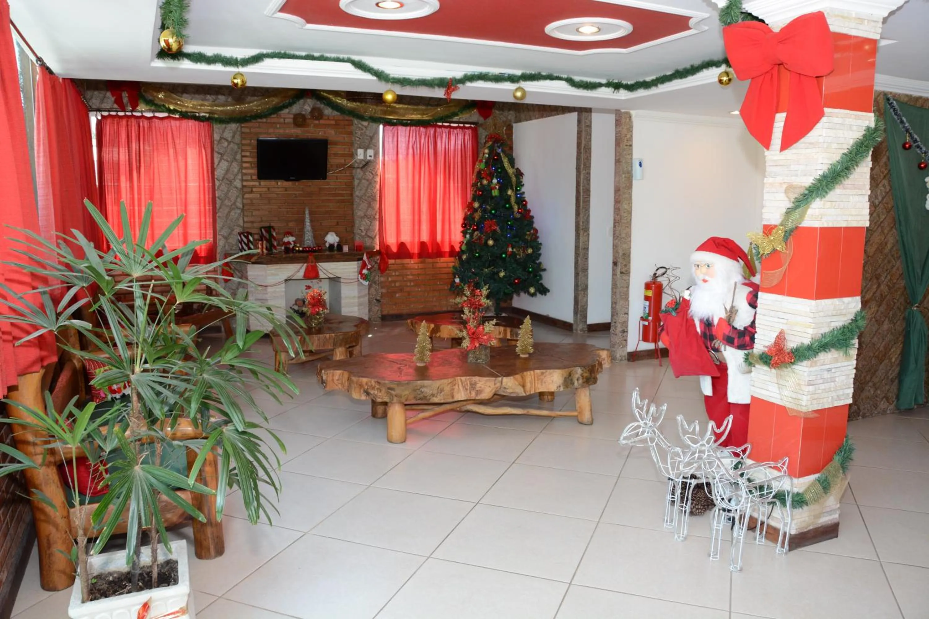 Lobby or reception in Hotel do Papai Noel