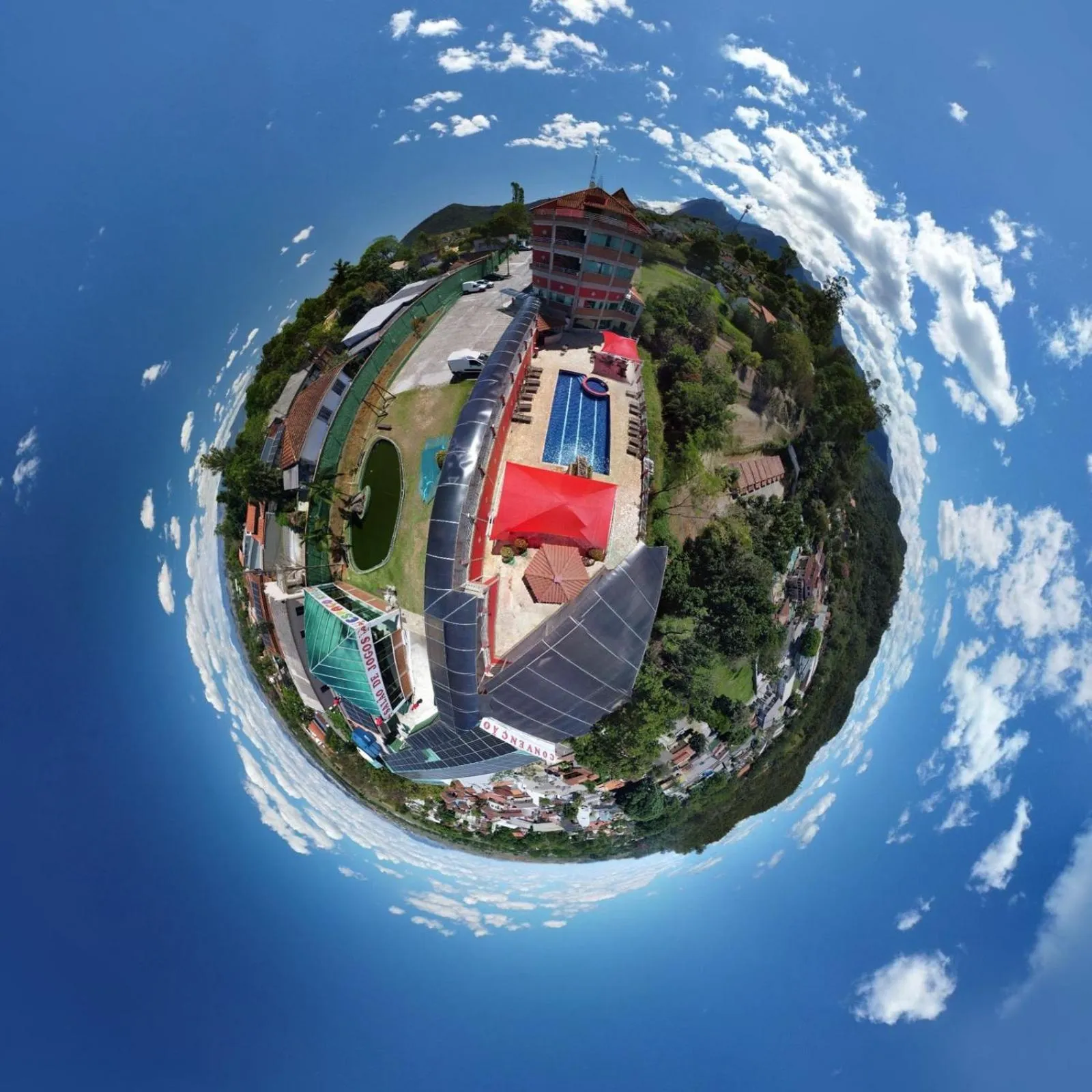 Facade/entrance in Hotel do Papai Noel