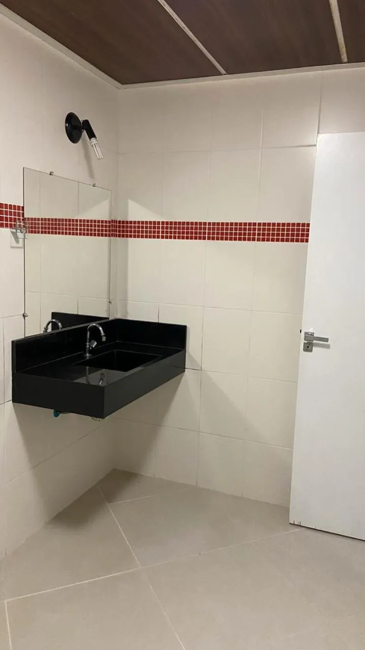 Bathroom in Hotel do Papai Noel